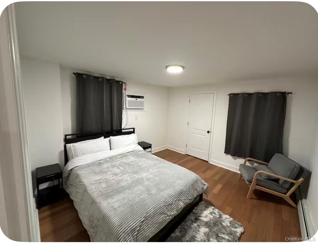 #11 photo, 40-09 23rd Avenue, কুইন্‌স Astoria , NY 11105