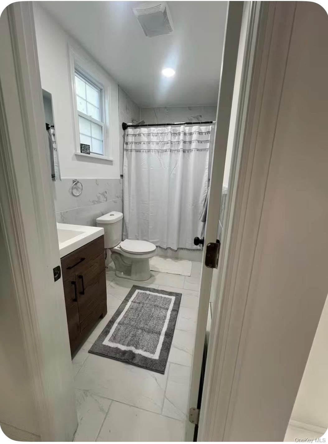 #20 photo, 40-09 23rd Avenue, কুইন্‌স Astoria , NY 11105