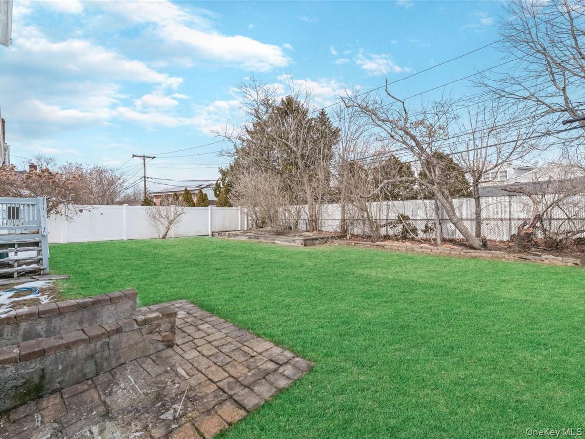 #15 photo, 4057 Eve Drive, Нассау ‖ Seaford , NY 11783