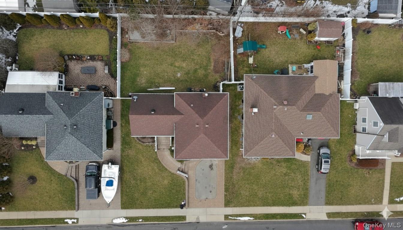 #17 photo, 4057 Eve Drive, Нассау ‖ Seaford , NY 11783