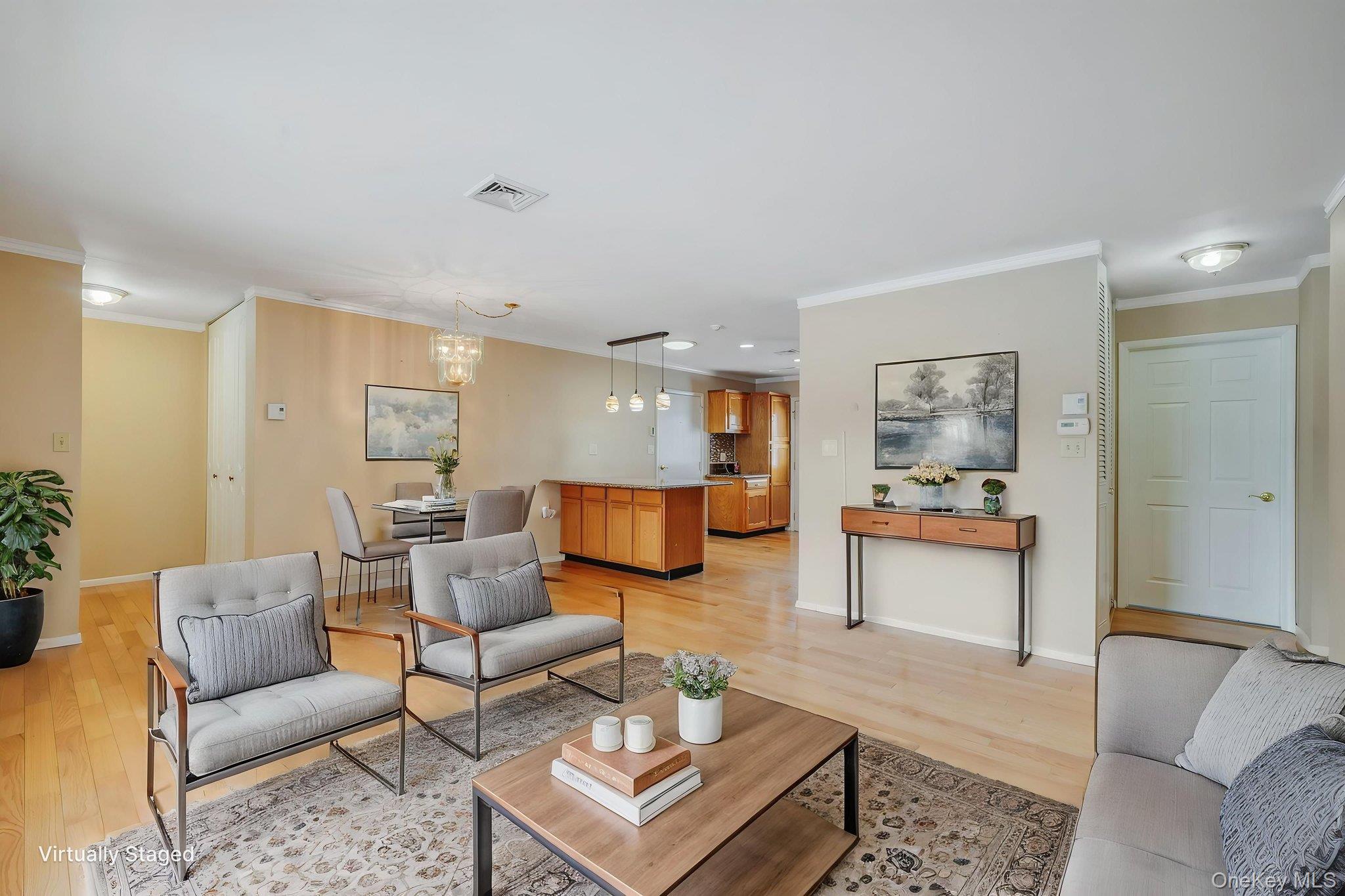 #16 photo, 61 Enfield Court, מחוז סאפוק Ridge , NY 11961