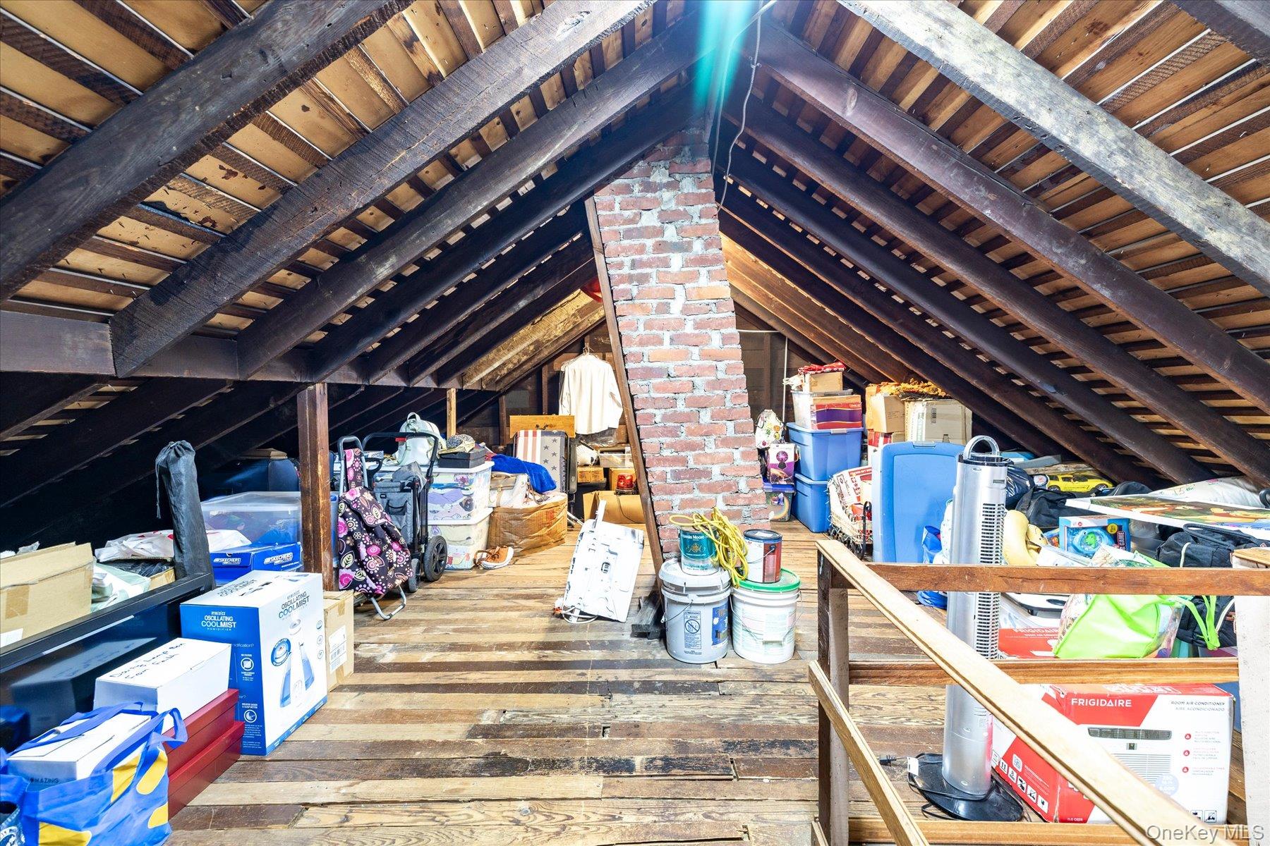 #18 photo, 36 Hudson Avenue, Нассау ‖ Valley Stream , NY 11580