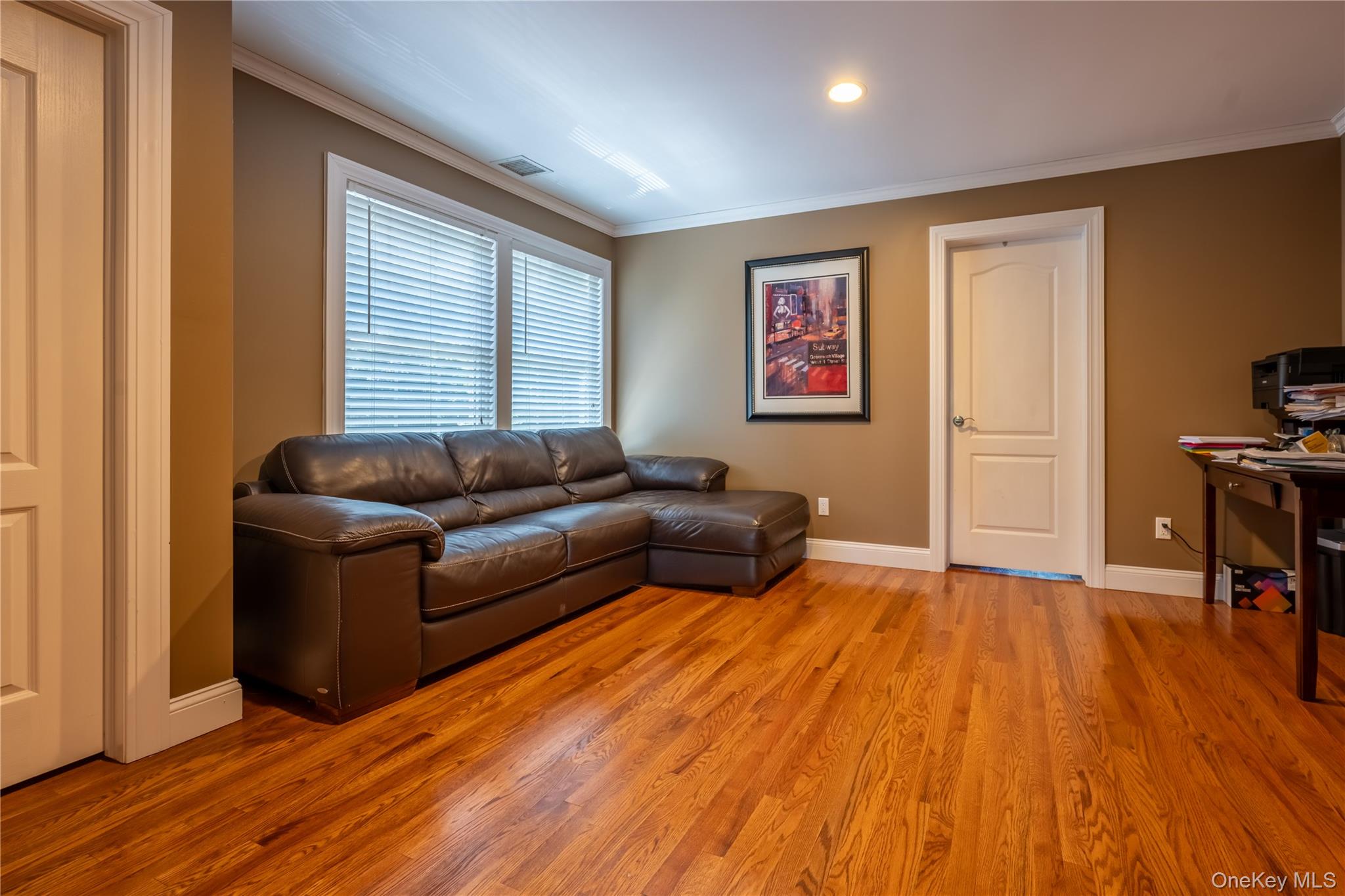 #16 photo, 50A S Phillips Avenue, מחוז סאפוק Remsenburg , NY 11960