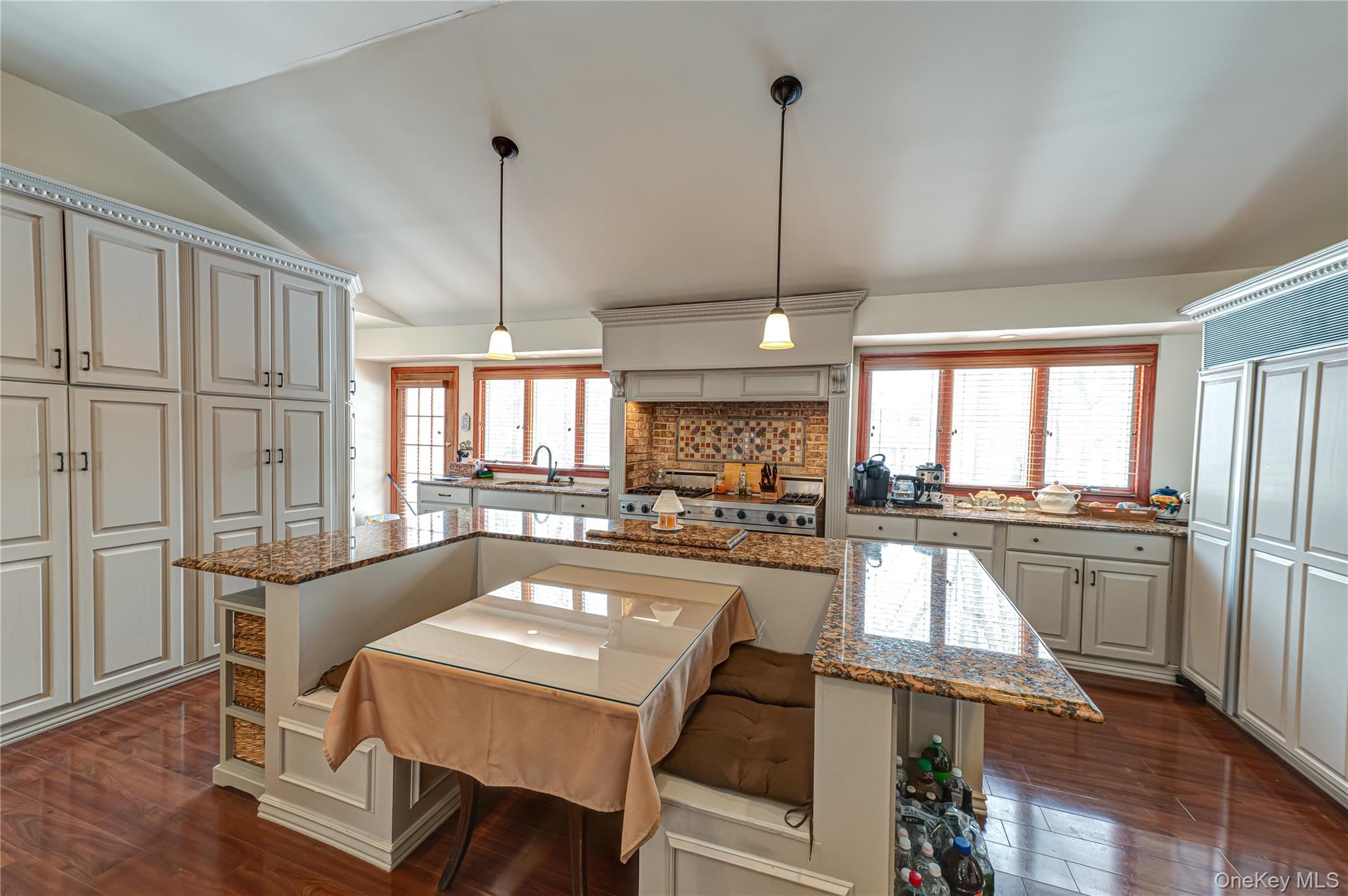 #20 photo, 9 Storybook Lane, 롱 아일랜드 Saint James , NY 11780