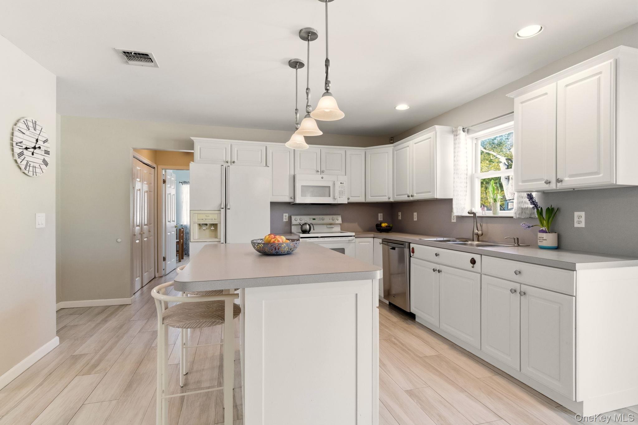 #15 photo, 15 Alyssa Court, Holbrook , NY 11741