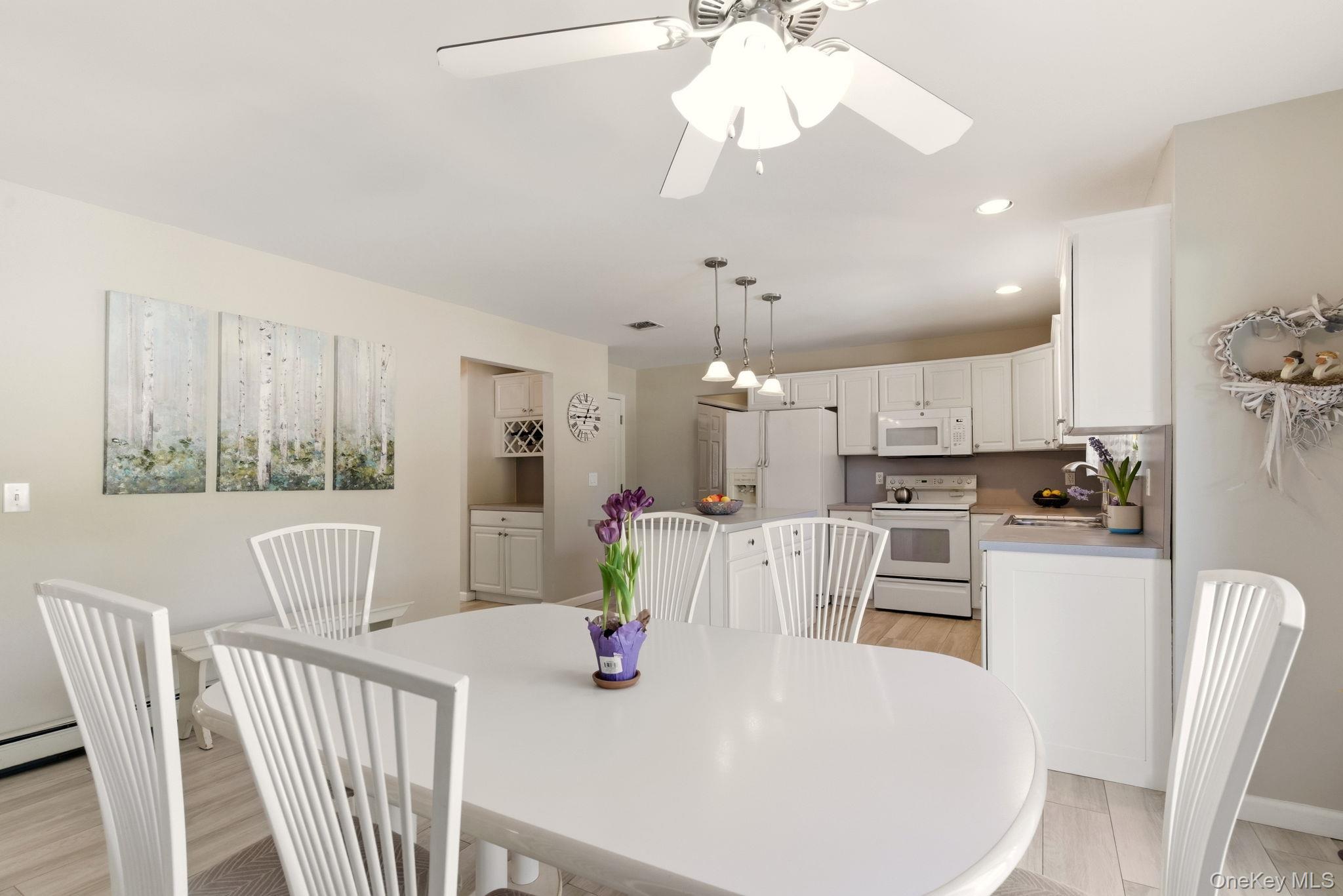 #19 photo, 15 Alyssa Court, Holbrook , NY 11741