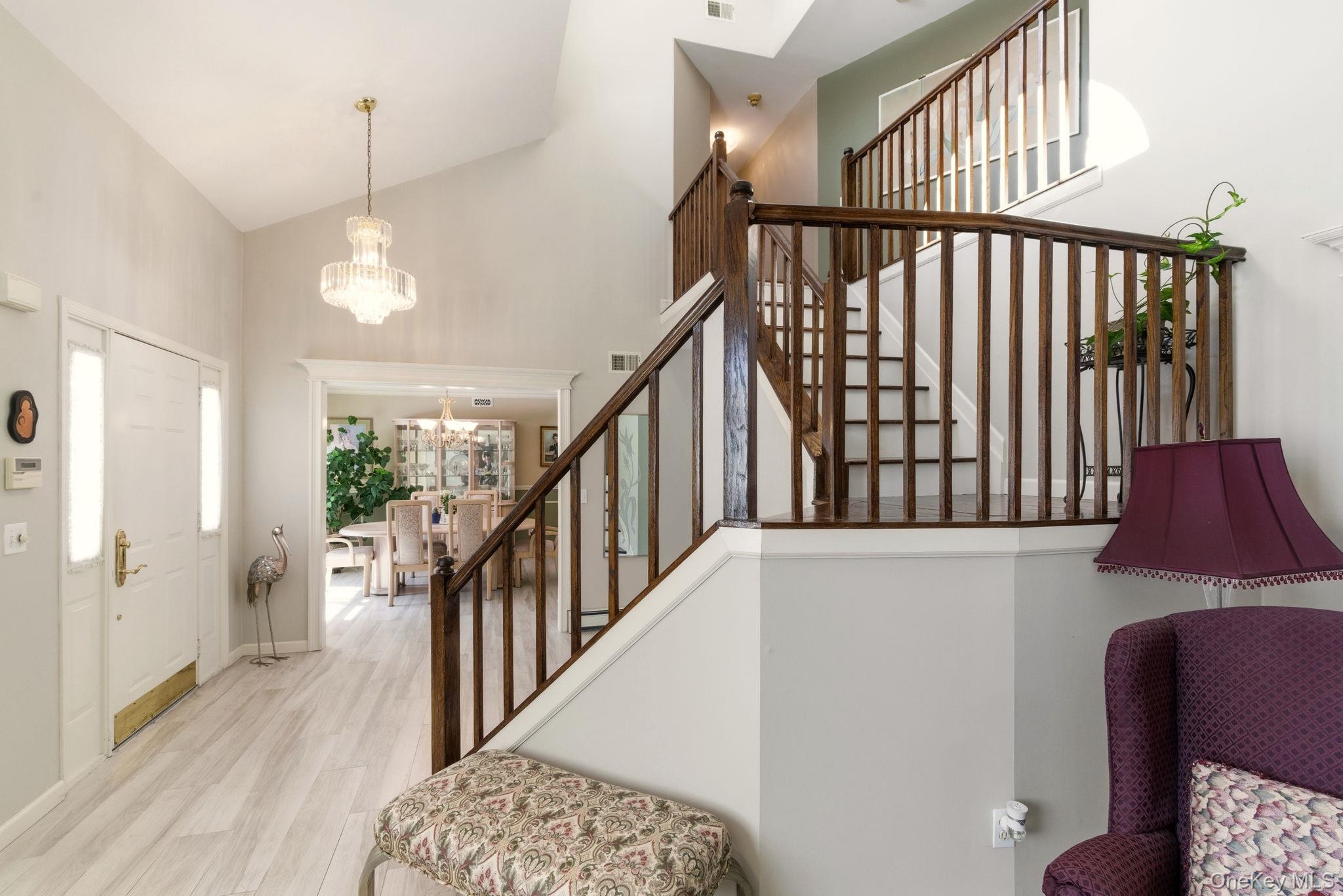 #4 photo, 15 Alyssa Court, Holbrook , NY 11741