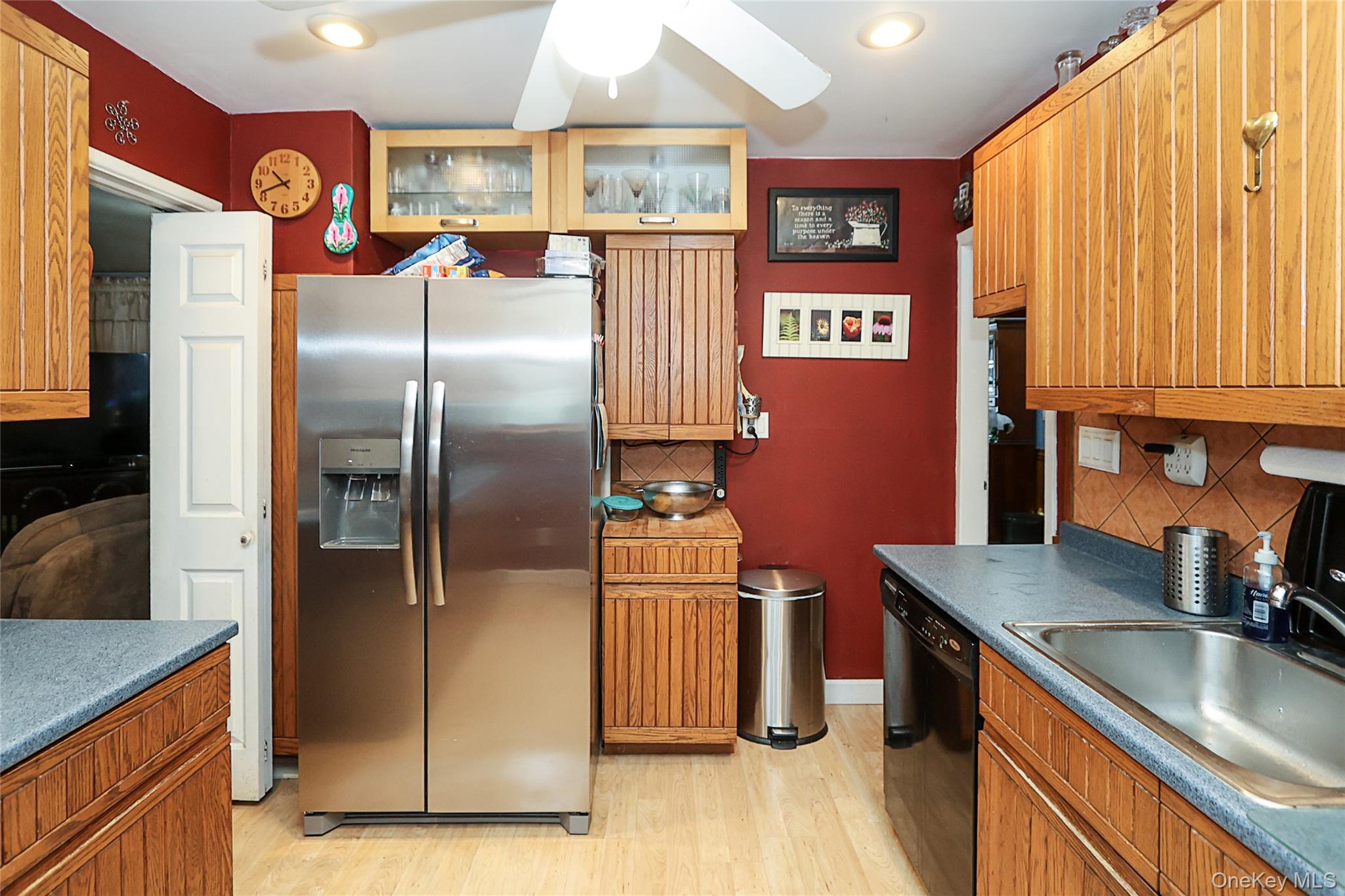 #16 photo, 48 Pine Street, Нассау ‖ Hicksville , NY 11801