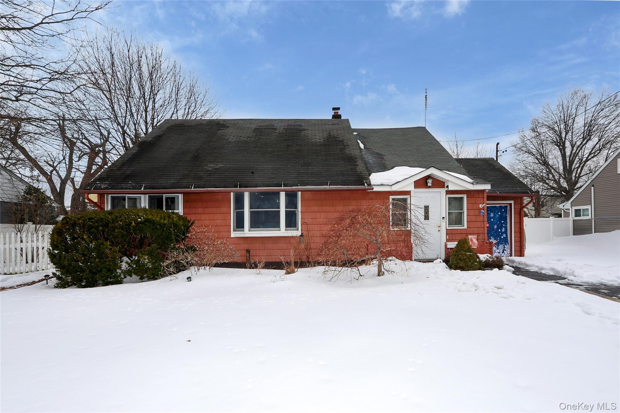 #2 photo, 48 Pine Street, Нассау ‖ Hicksville , NY 11801