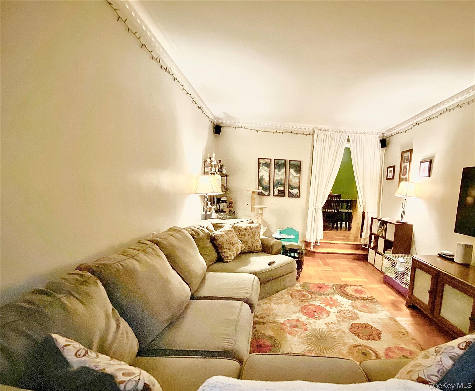 #6 photo, 190 E Mosholu Parkway, Бронкс ‖ Bronx , NY 10458