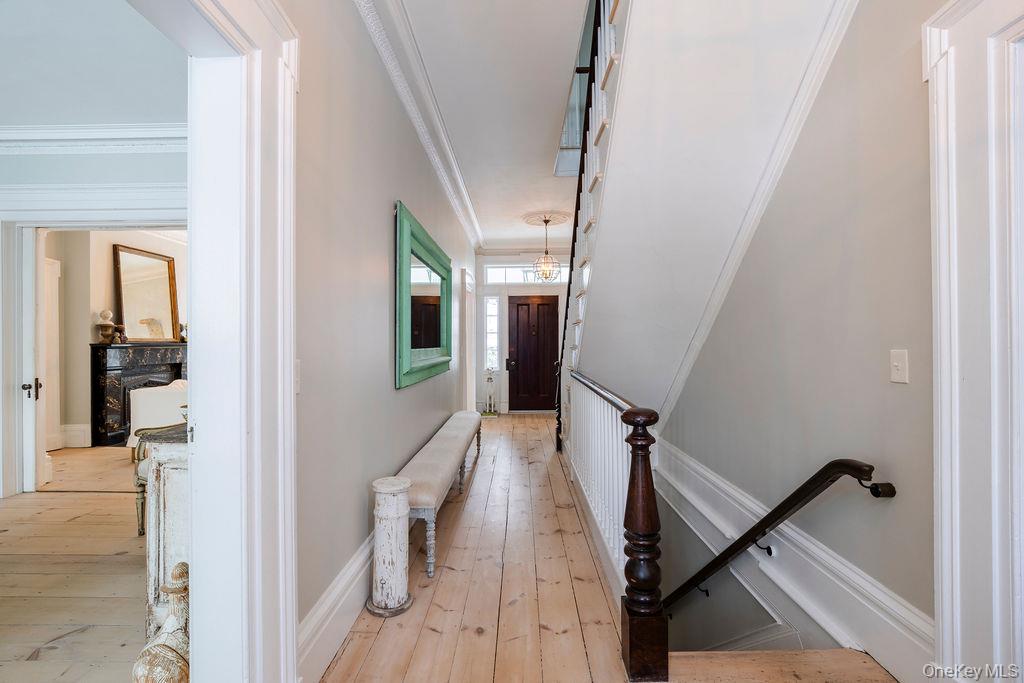 #8 photo, 3705 Main Street, Stone Ridge , NY 12484