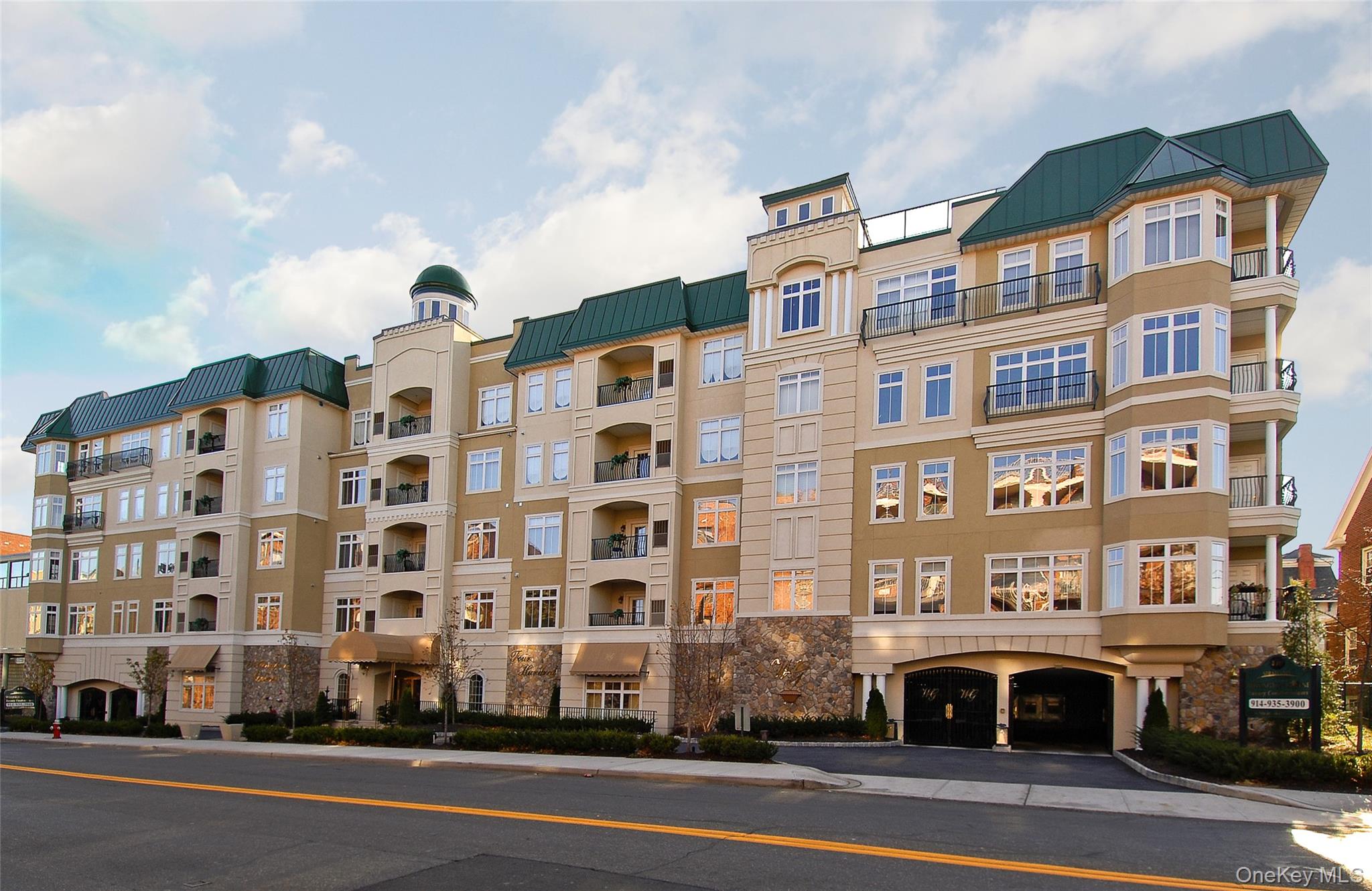 #1 photo, 410 Westchester Avenue, Port Chester , NY 10573