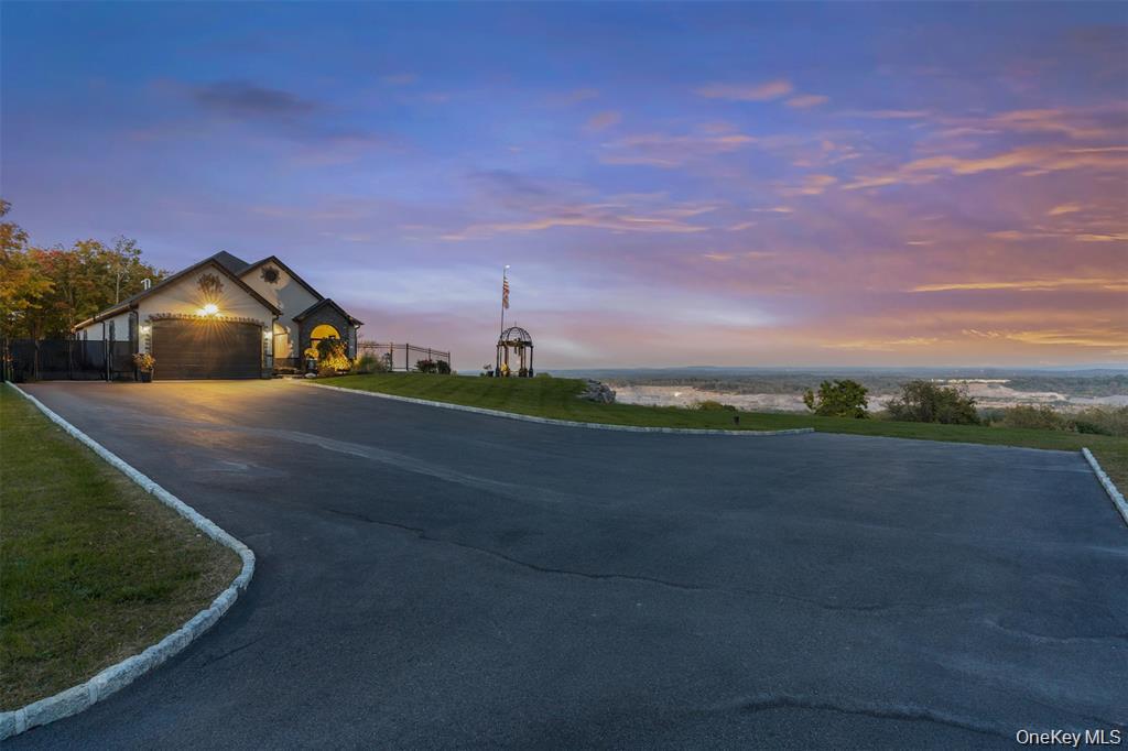 #6 photo, 1582 Route 9W, Marlboro , NY 12542