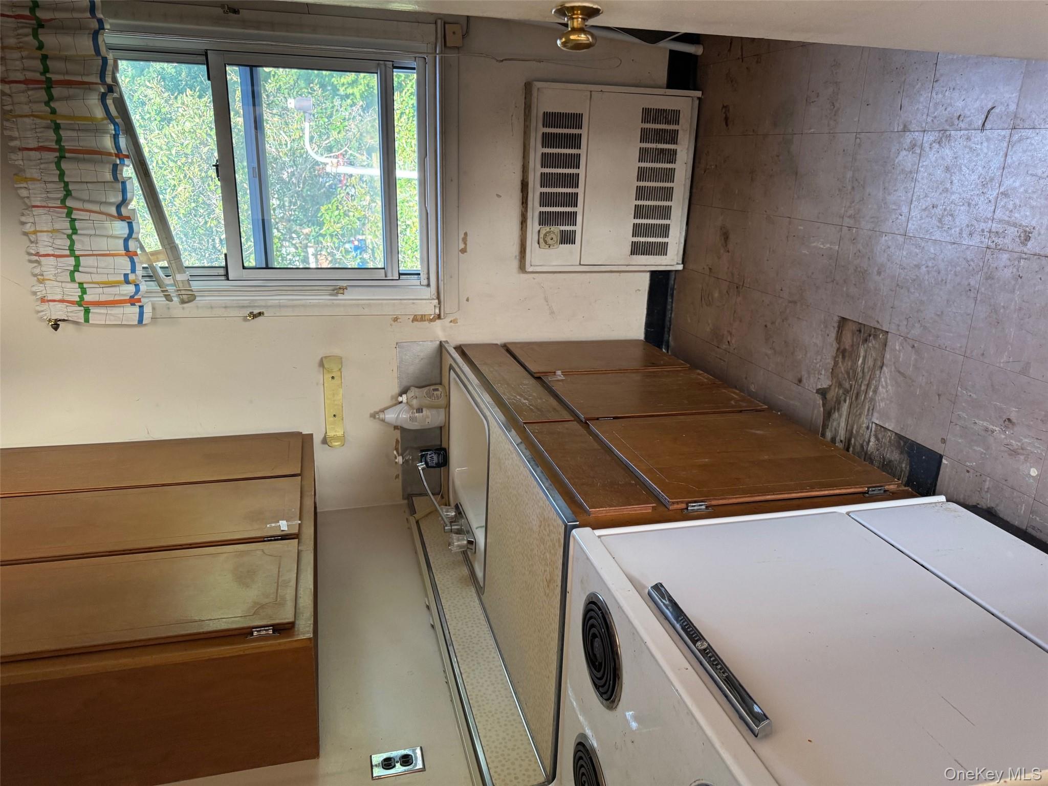 #2 photo, 165 S Highland Avenue, Ossining , NY 10562