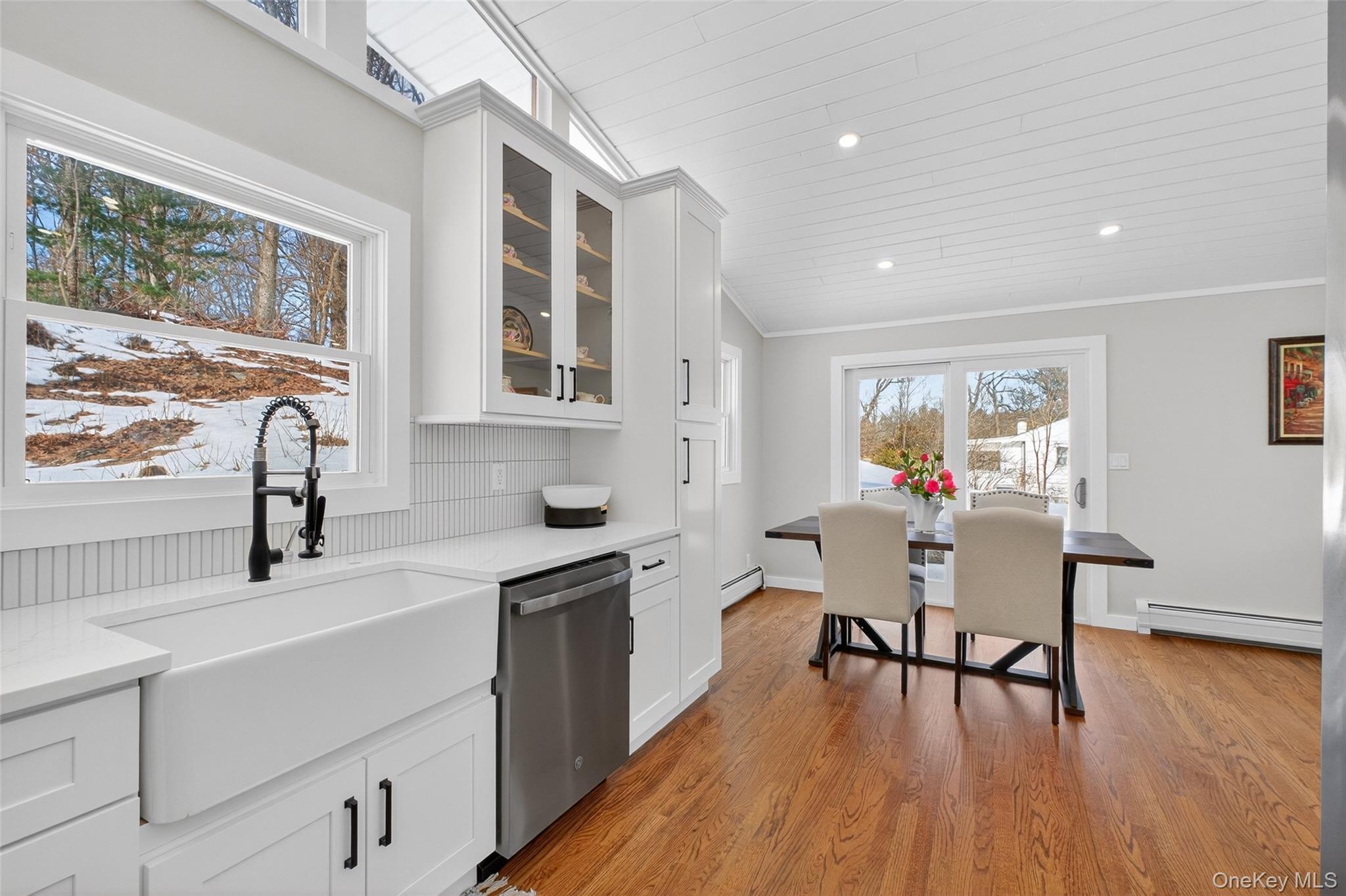 #13 photo, 74 Roosevelt Road, 뉴욕주 Hyde Park , NY 12538