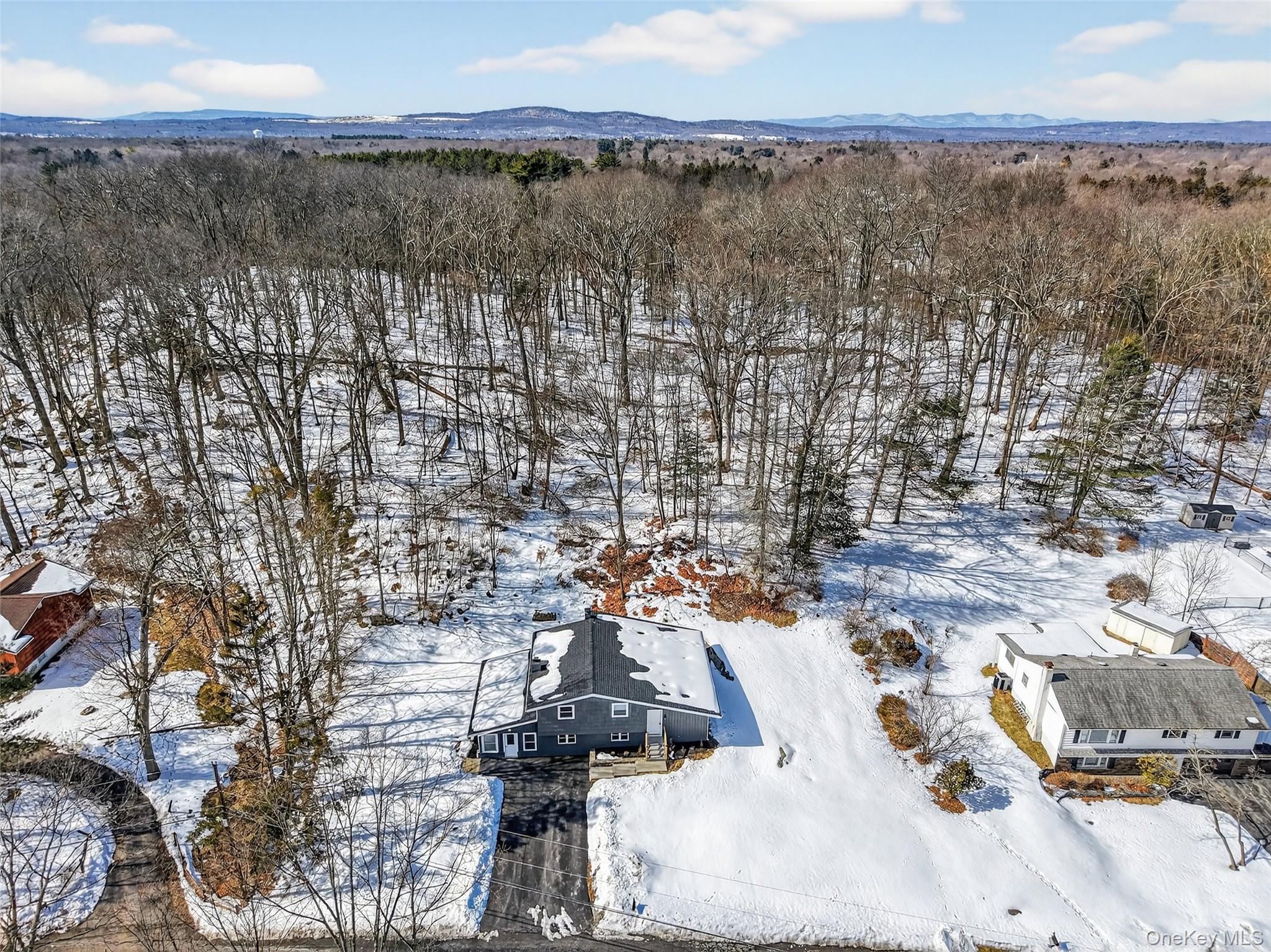 #3 photo, 74 Roosevelt Road, 뉴욕주 Hyde Park , NY 12538