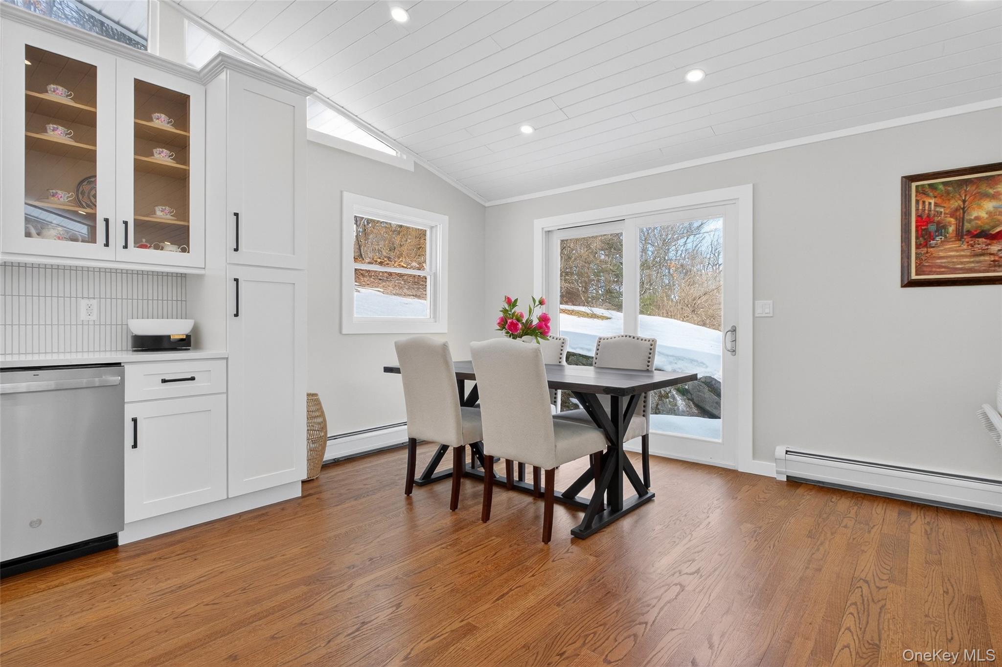 #9 photo, 74 Roosevelt Road, 뉴욕주 Hyde Park , NY 12538