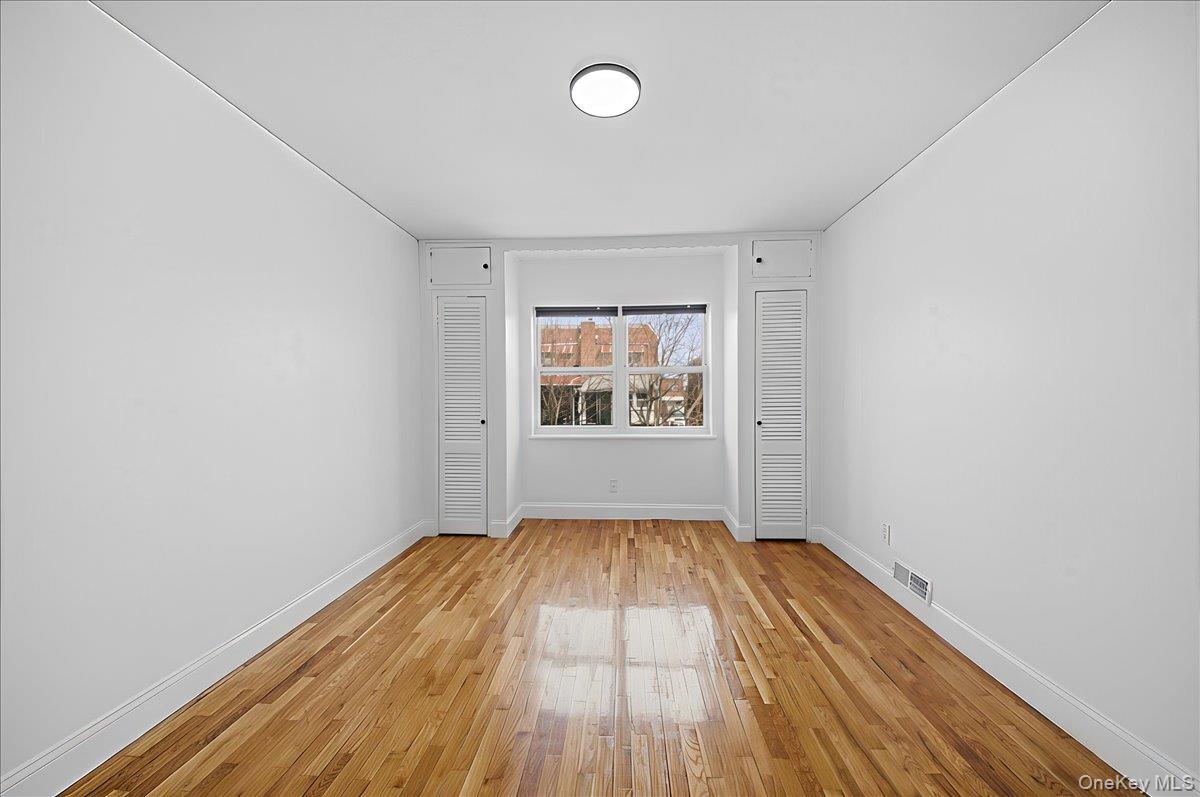 #12 photo, 252 Brinsmade Avenue, 布朗士 Bronx , NY 10465