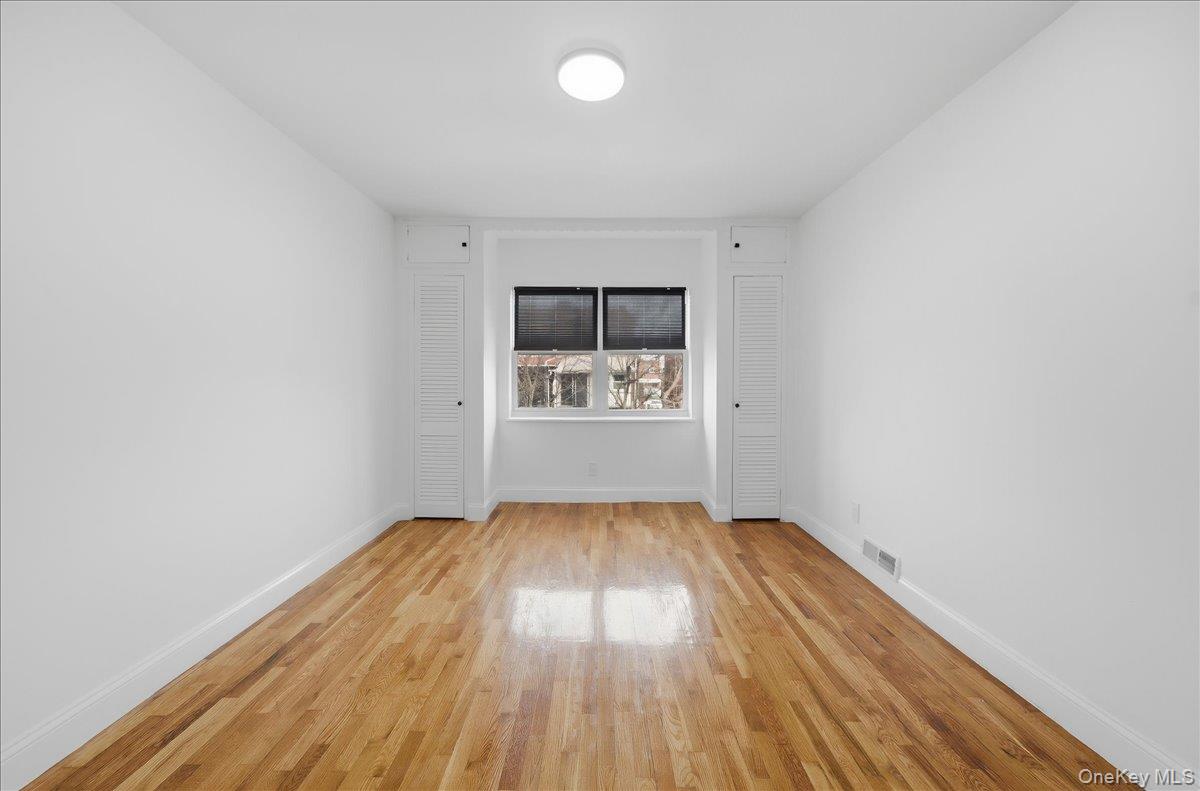 #18 photo, 252 Brinsmade Avenue, 布朗士 Bronx , NY 10465