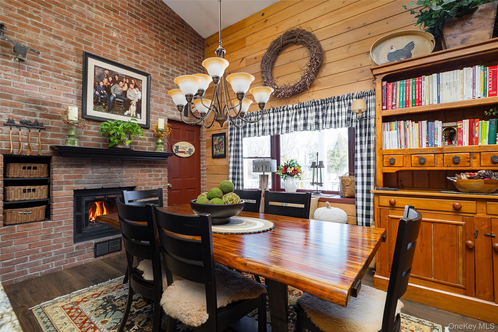 #4 photo, 40 Ireland Drive, Poughkeepsie , NY 12603