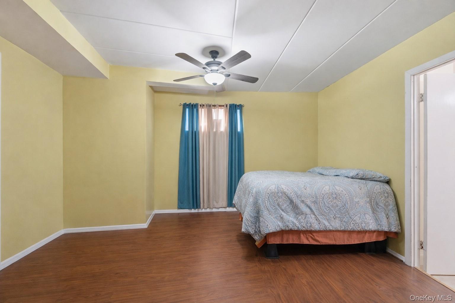 #15 photo, 863 Home Street, Bronx , NY 10459