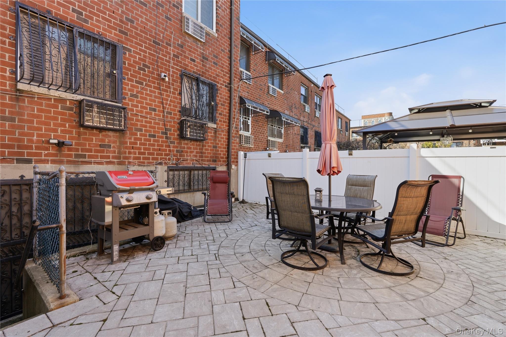 #18 photo, 863 Home Street, Bronx , NY 10459