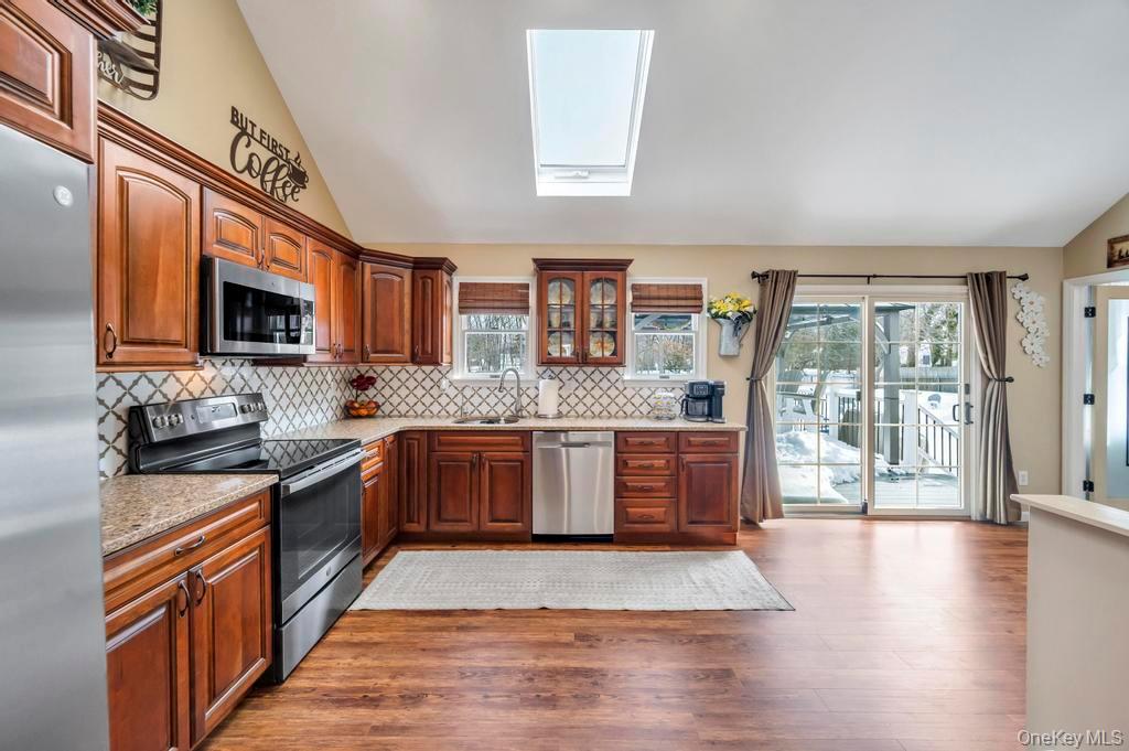 #20 photo, 40 Great Rock Drive, सफ़ोक काउंटी Wading River , NY 11792