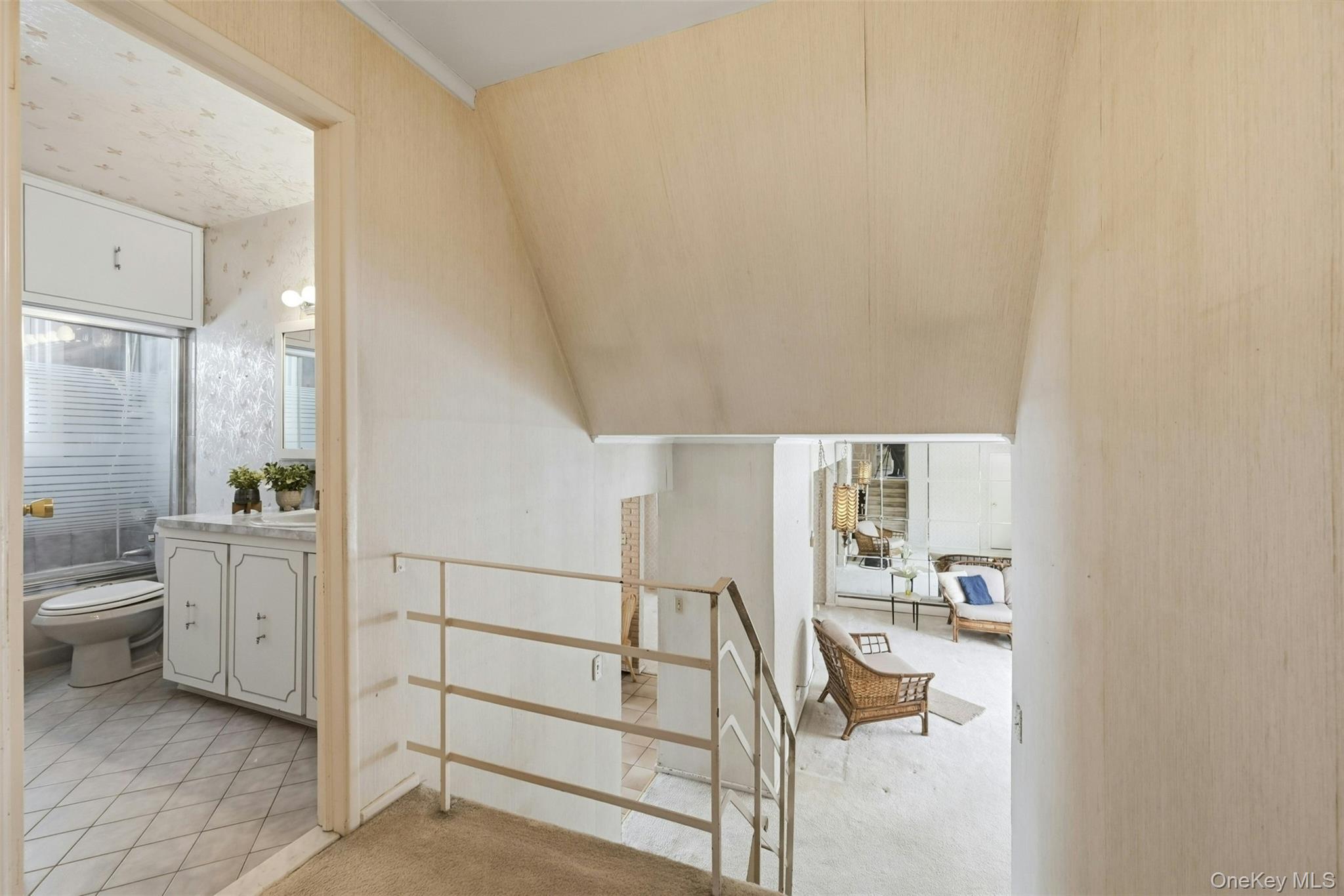 #15 photo, 23 Shirley Court, سوفولك Commack , NY 11725