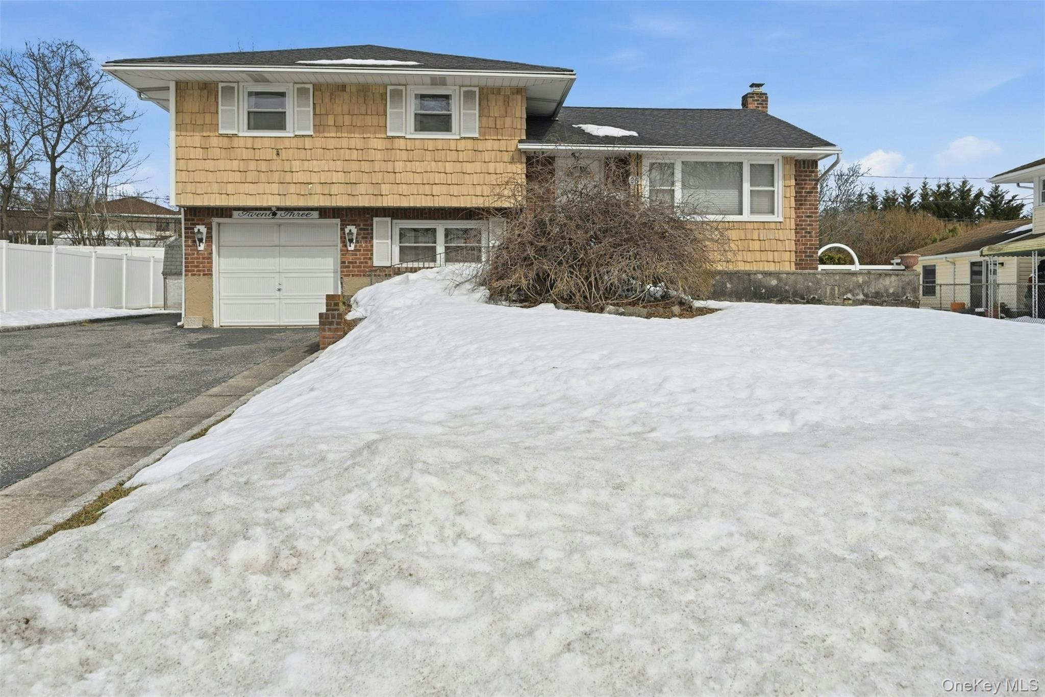 #2 photo, 23 Shirley Court, سوفولك Commack , NY 11725