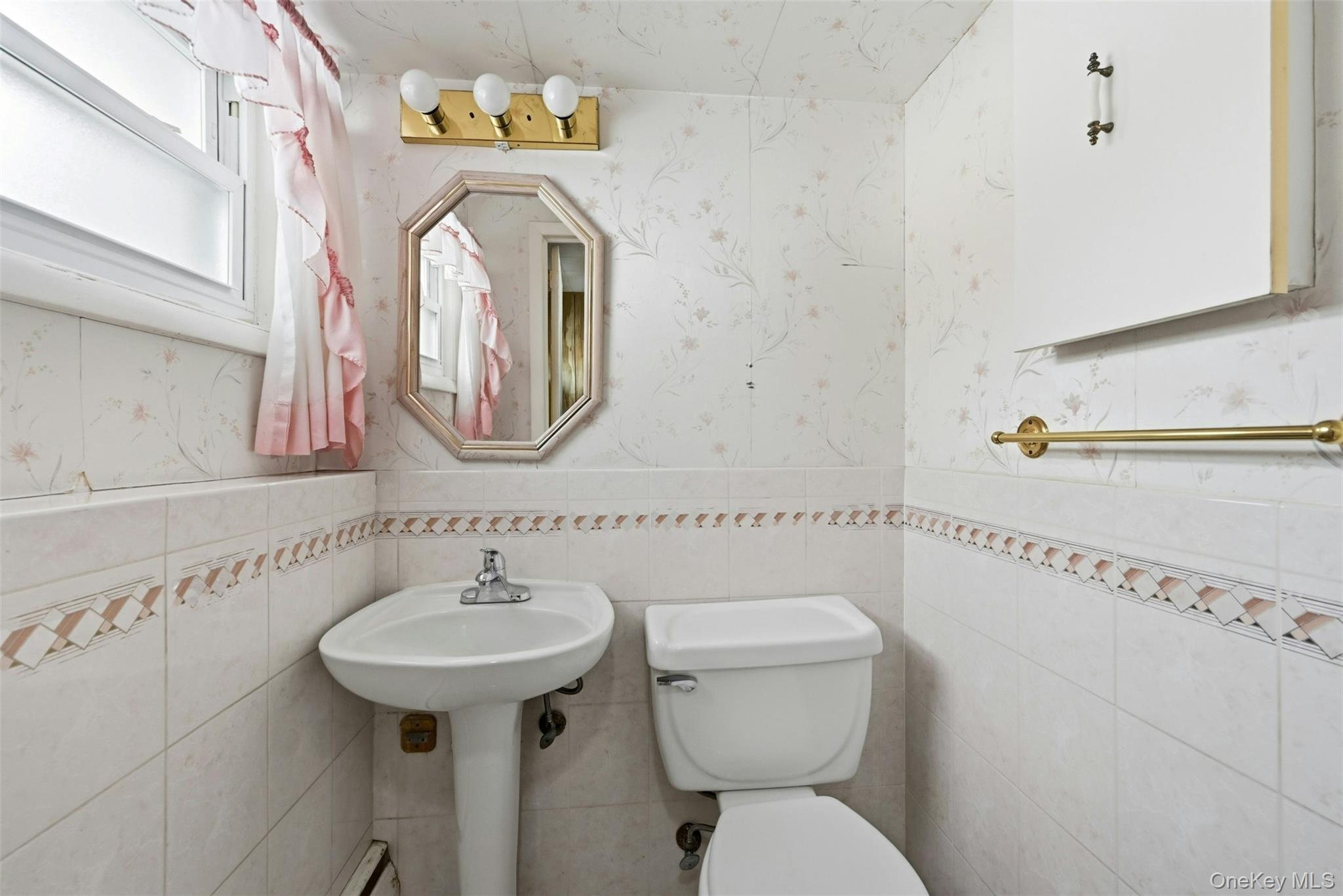 #20 photo, 23 Shirley Court, سوفولك Commack , NY 11725