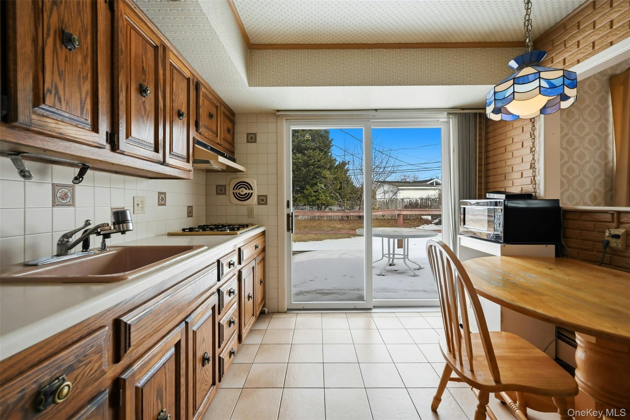 #9 photo, 23 Shirley Court, سوفولك Commack , NY 11725