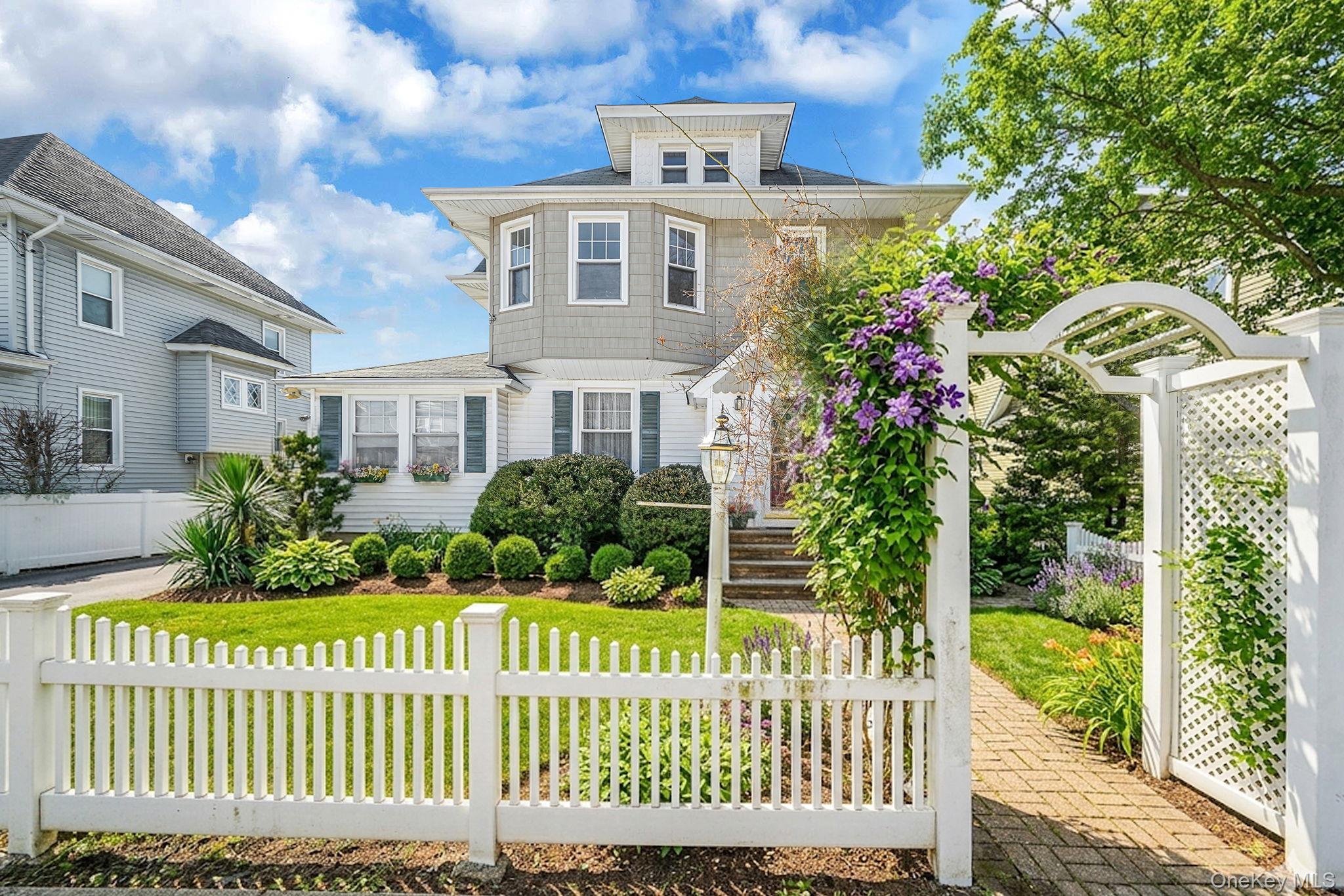 #1 photo, 367 Vincent Avenue, Нассау ‖ Lynbrook , NY 11563