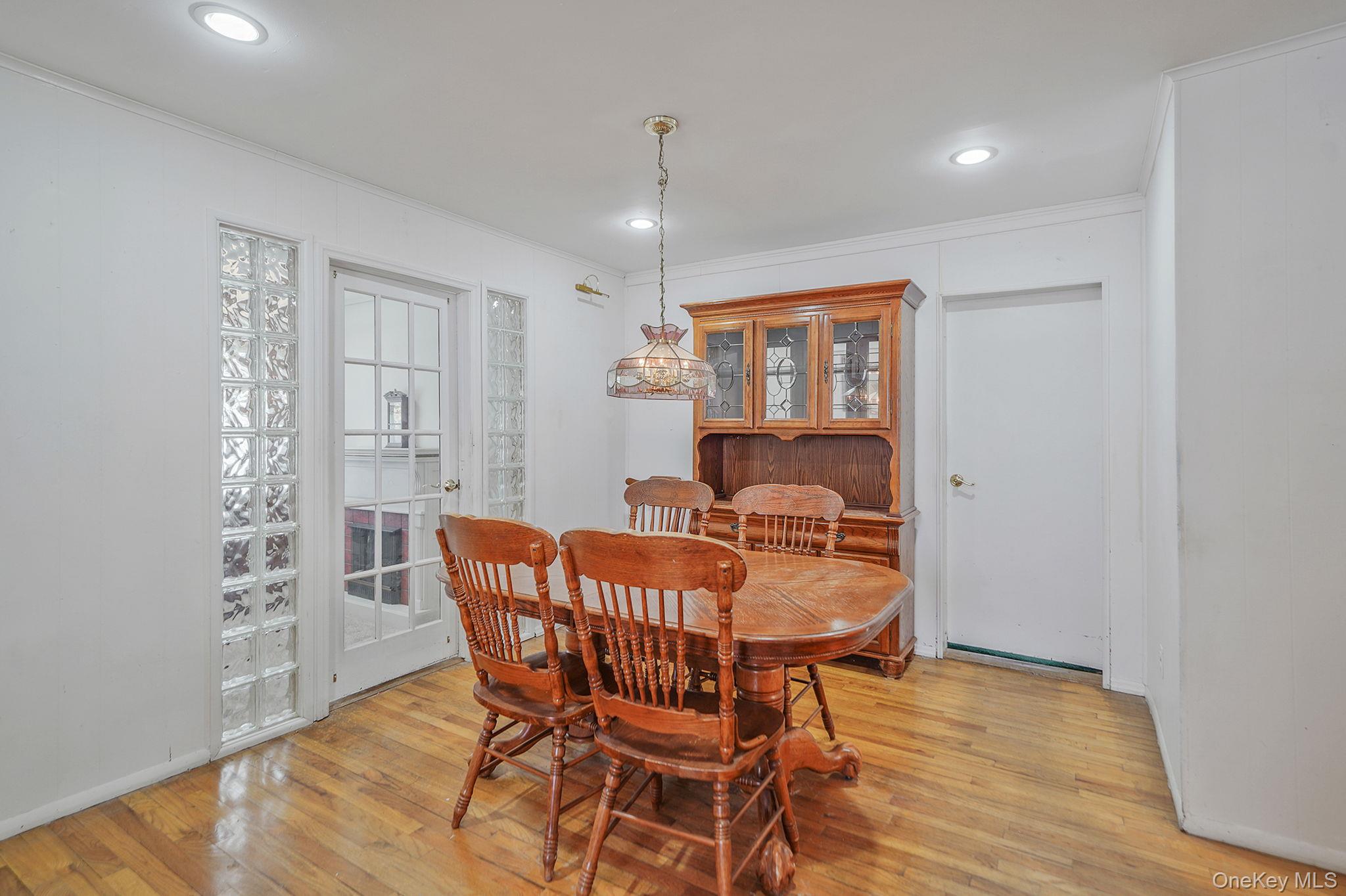 #11 photo, 367 Vincent Avenue, Нассау ‖ Lynbrook , NY 11563