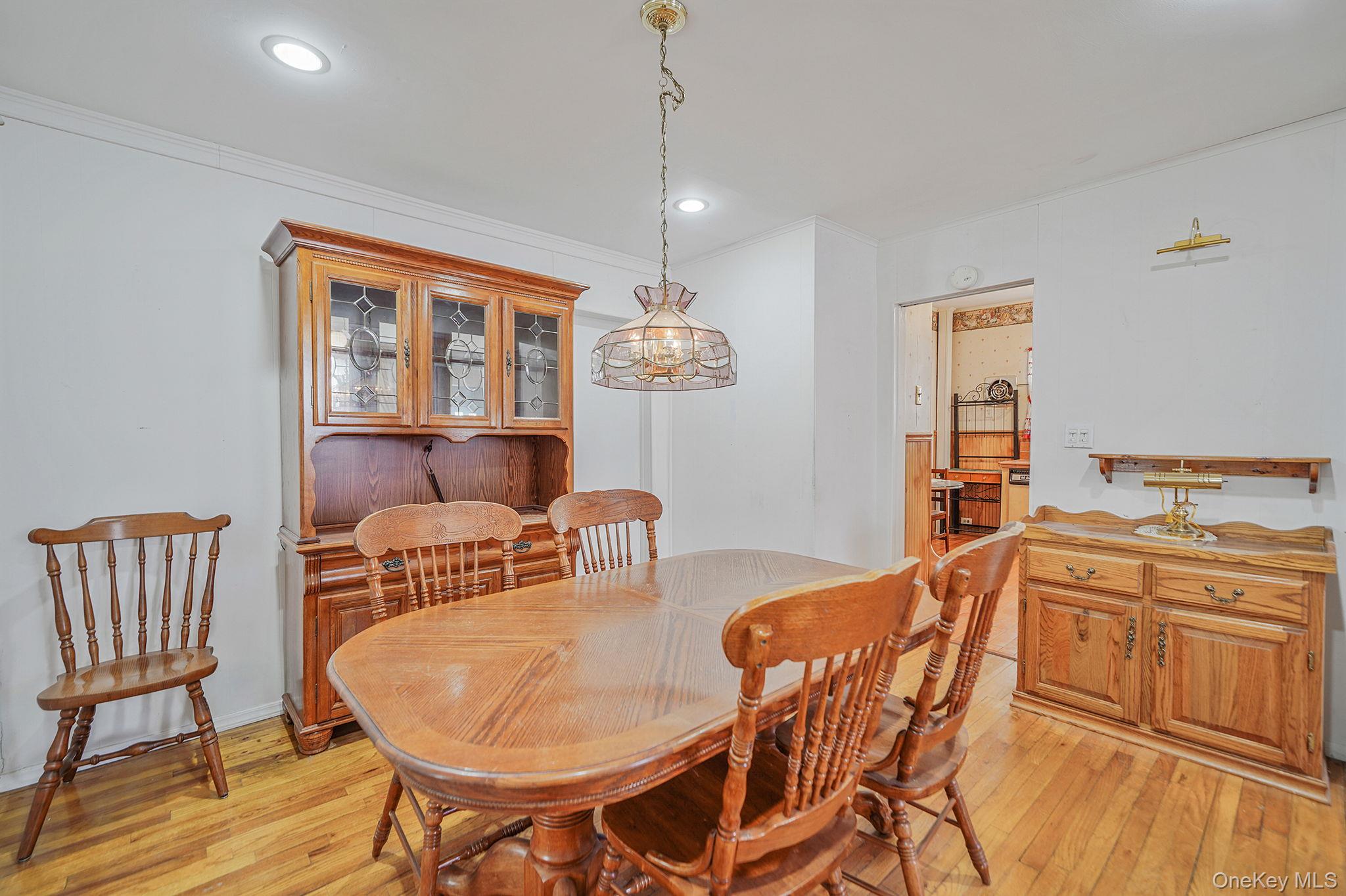 #12 photo, 367 Vincent Avenue, Нассау ‖ Lynbrook , NY 11563