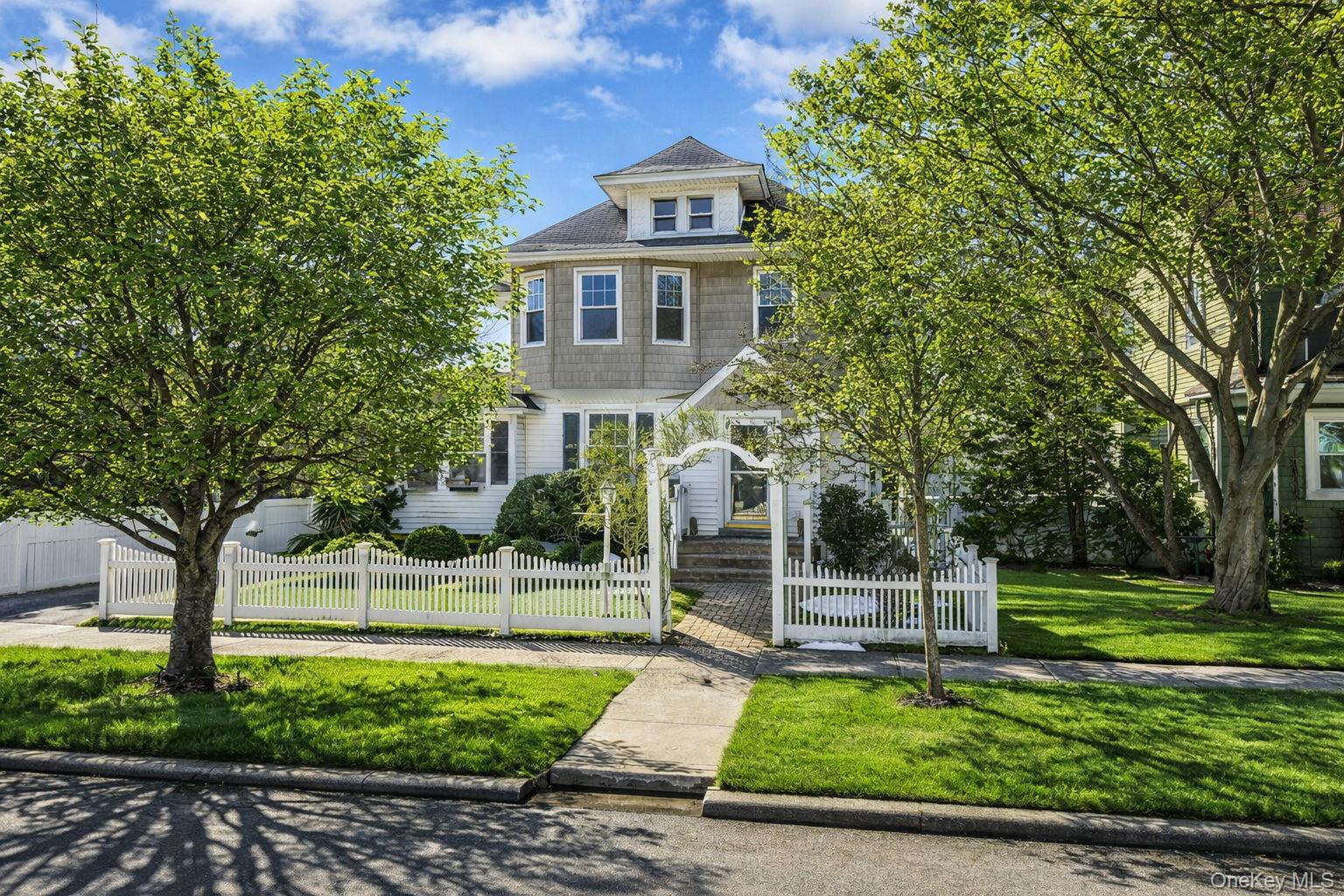 #2 photo, 367 Vincent Avenue, Нассау ‖ Lynbrook , NY 11563