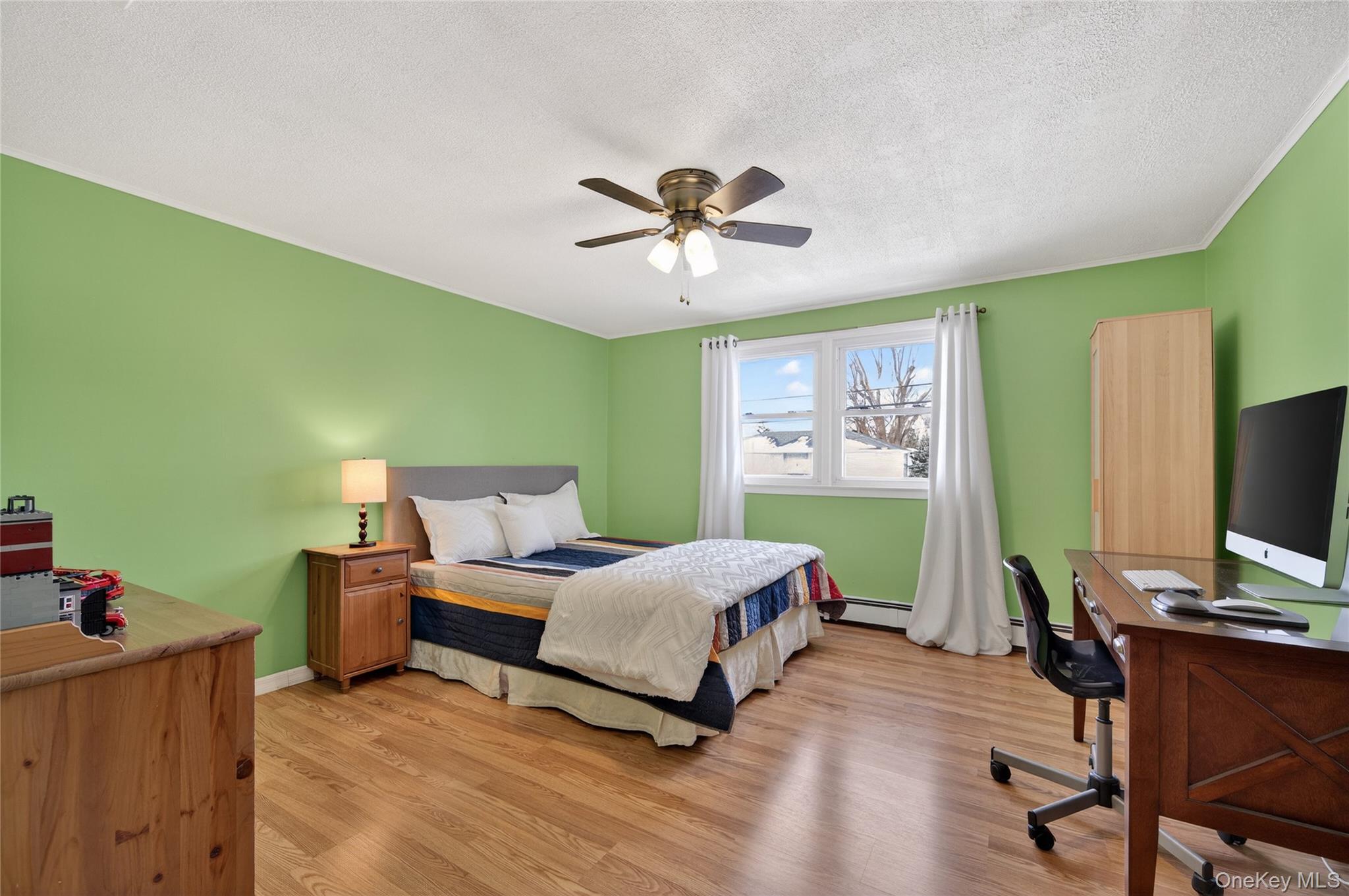 #19 photo, 84 Ohio Avenue, מחוז נסאו Massapequa , NY 11758