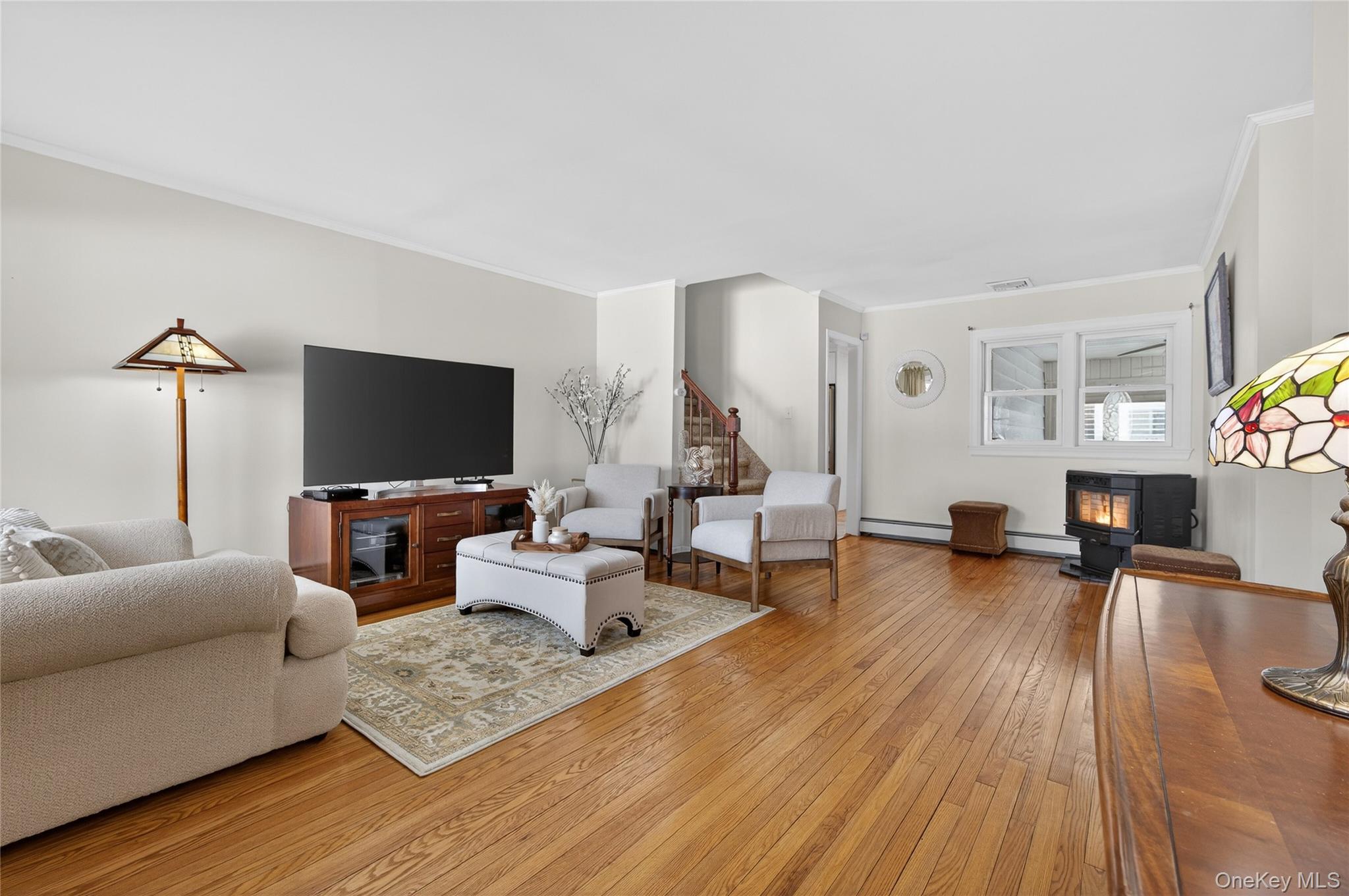 #3 photo, 84 Ohio Avenue, מחוז נסאו Massapequa , NY 11758