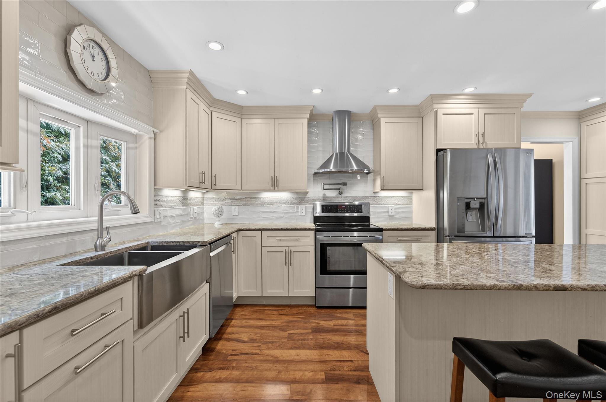 #7 photo, 84 Ohio Avenue, מחוז נסאו Massapequa , NY 11758