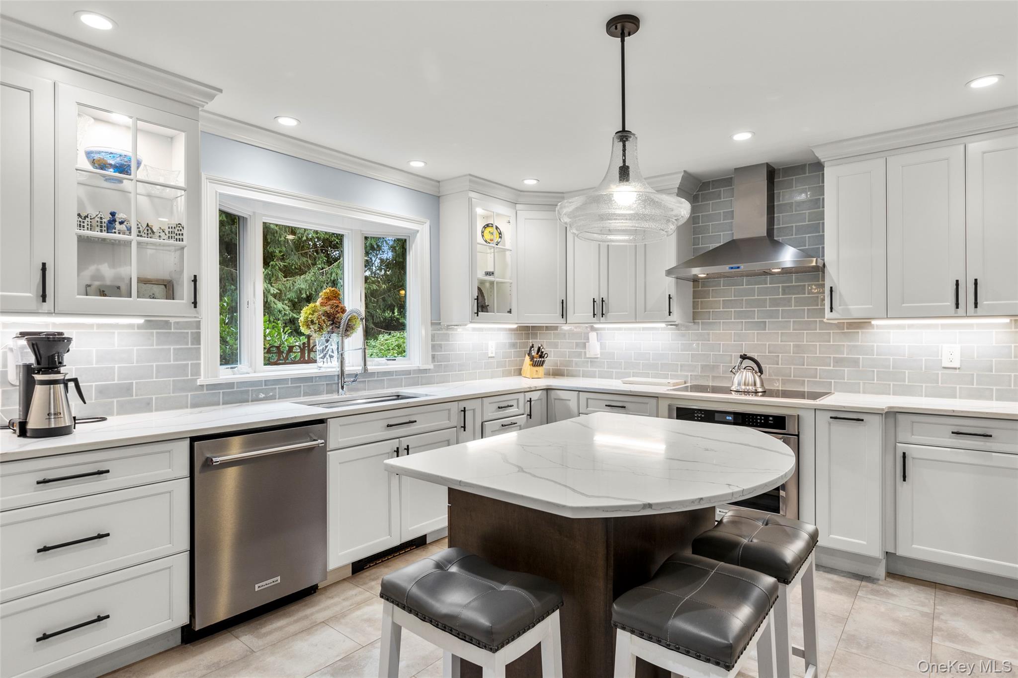 #10 photo, 22 Woodfield Road, Саффолк ‖ Stony Brook , NY 11790