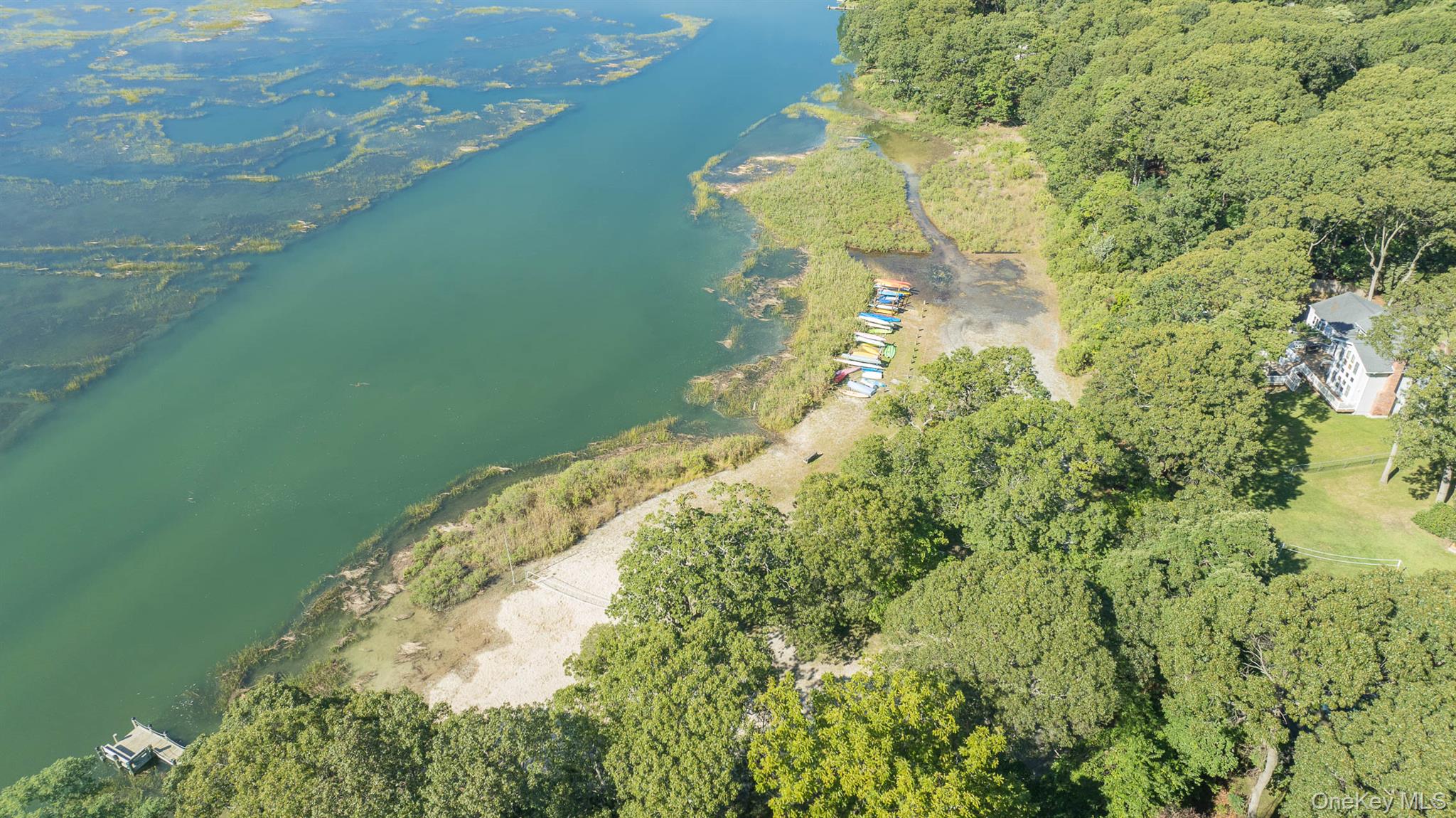 #2 photo, 22 Woodfield Road, Саффолк ‖ Stony Brook , NY 11790