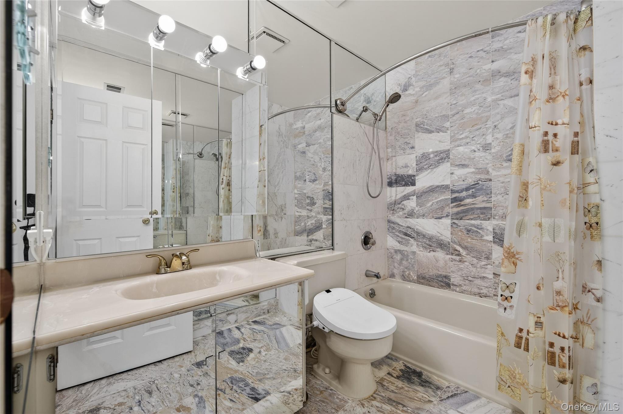 #13 photo, 109 Glen Way, Нассау ‖ Syosset , NY 11791