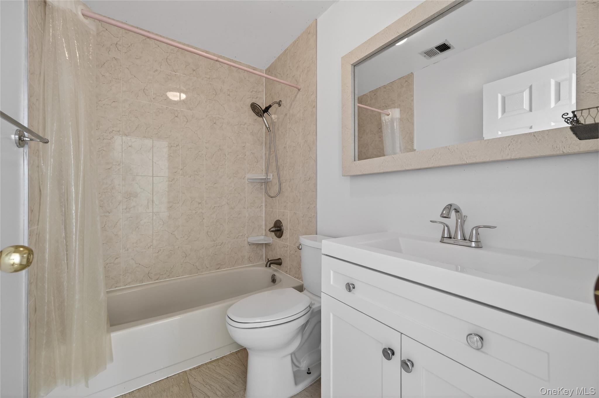 #15 photo, 109 Glen Way, Нассау ‖ Syosset , NY 11791