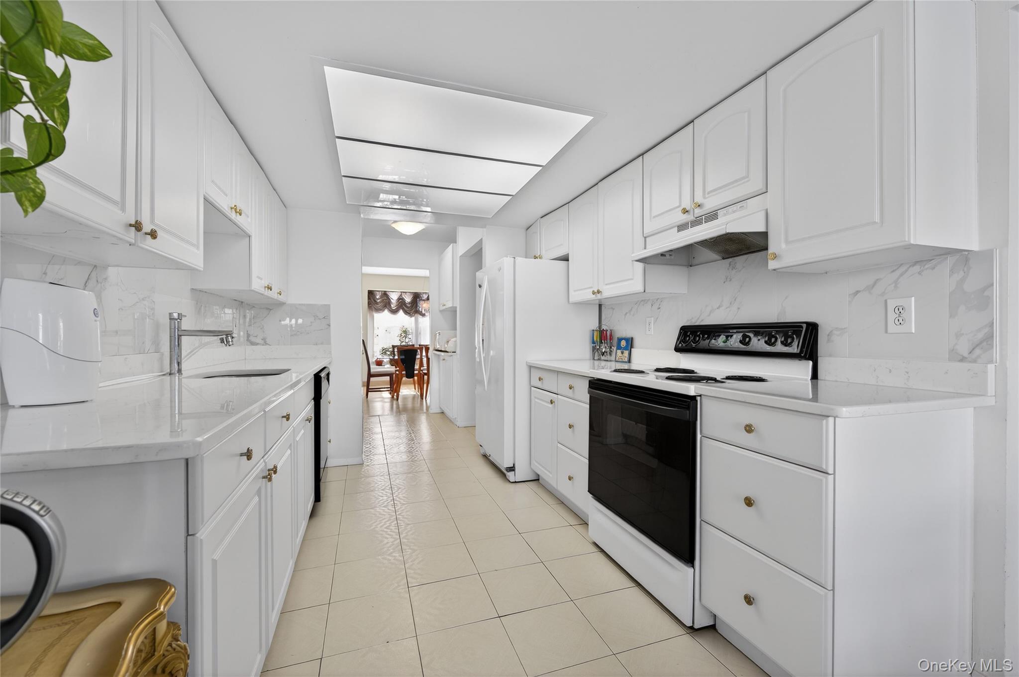 #7 photo, 109 Glen Way, Нассау ‖ Syosset , NY 11791