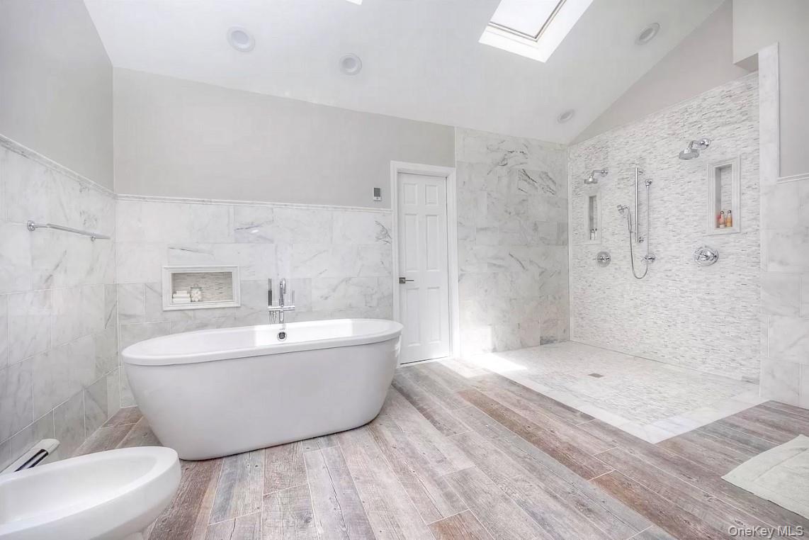 #18 photo, 58 Allen Road, Нассау ‖ Rockville Centre , NY 11570