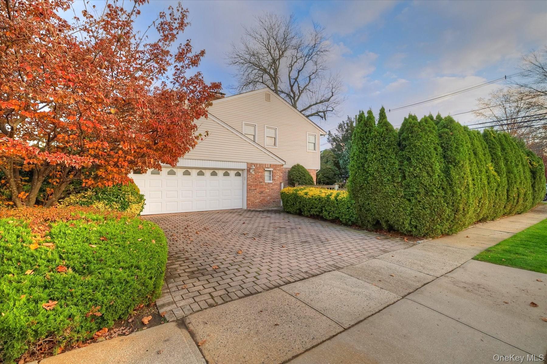 #3 photo, 58 Allen Road, Нассау ‖ Rockville Centre , NY 11570