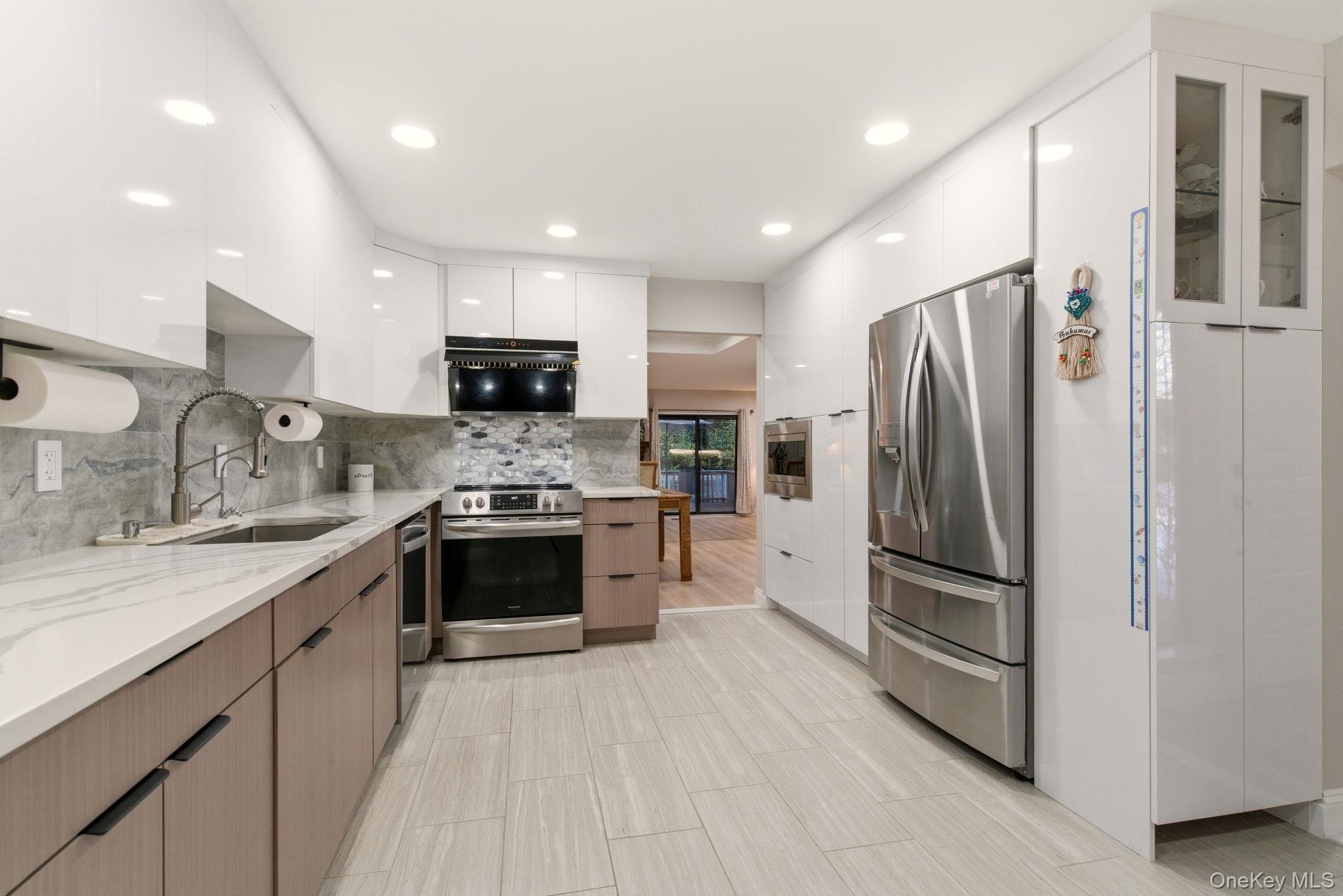 #14 photo, 261 Vista Drive, Нассау ‖ Jericho , NY 11753