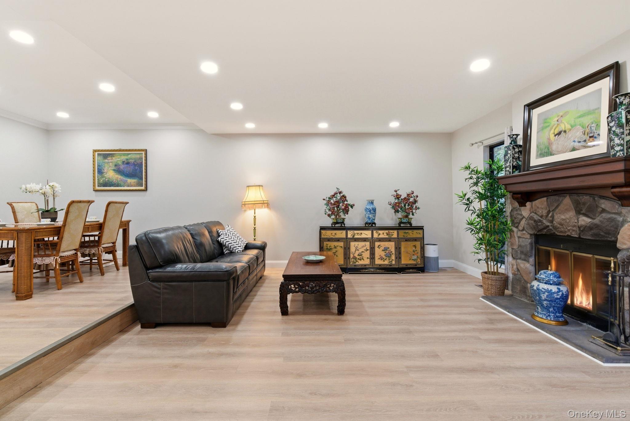 #8 photo, 261 Vista Drive, Нассау ‖ Jericho , NY 11753