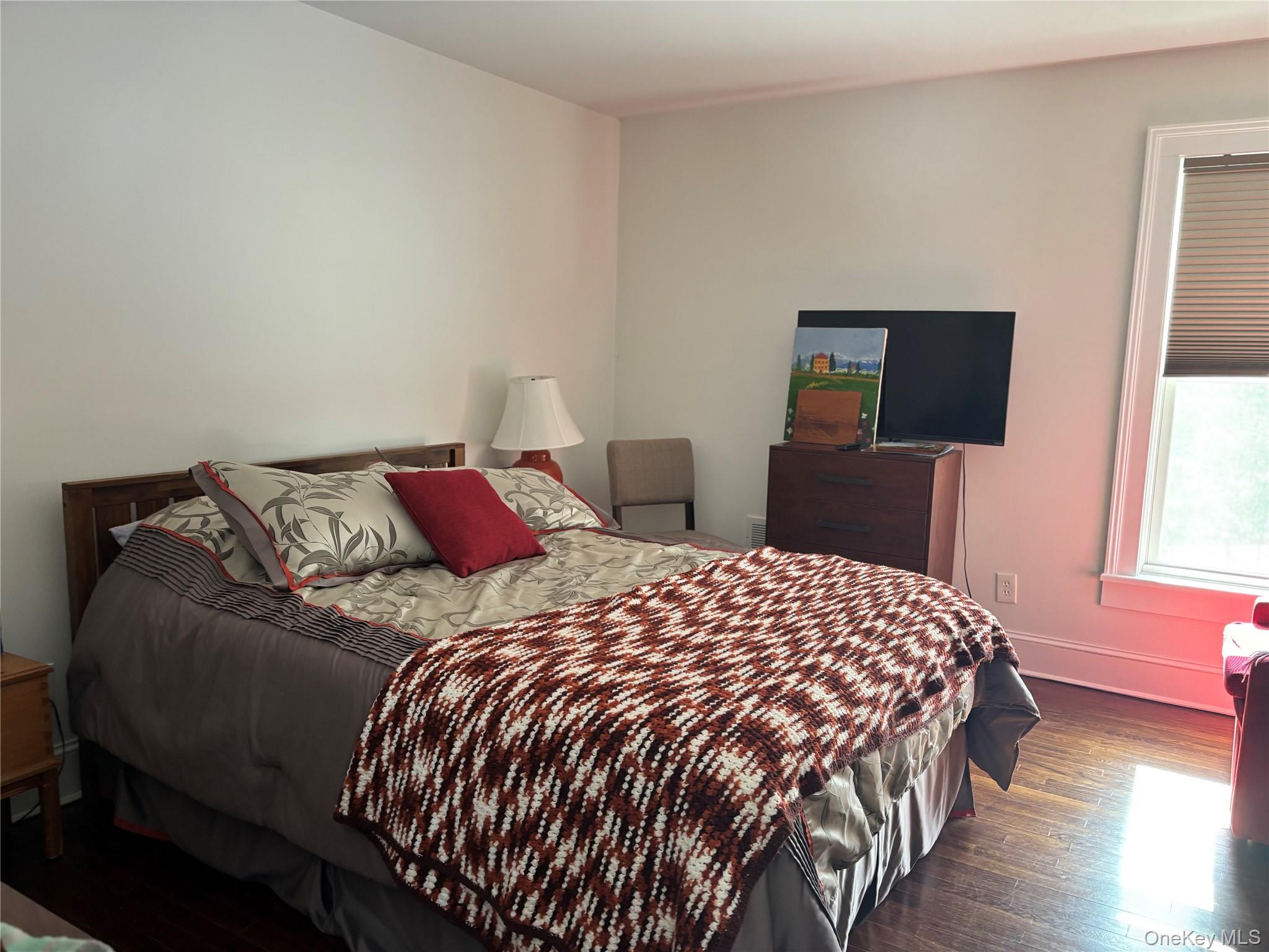 #12 photo, 385 Grissom Lane, מחוז סאפוק Southold , NY 11971