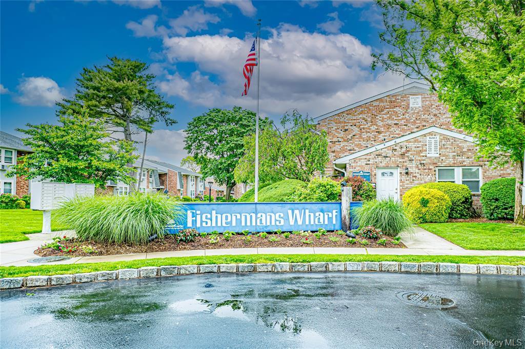 #1 photo, 204 Millard Avenue, सफ़ोक काउंटी West Babylon , NY 11704