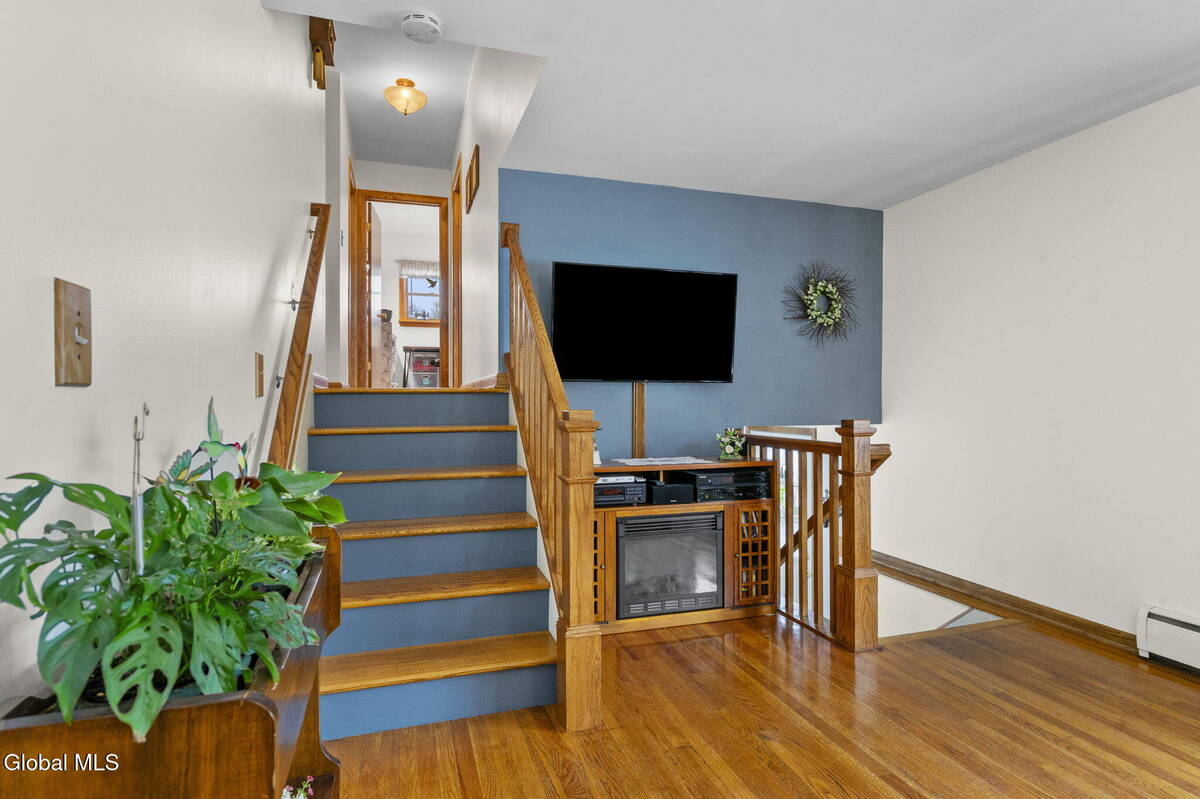 #13 photo, 15 McClellan Drive, Nassau , NY 12123